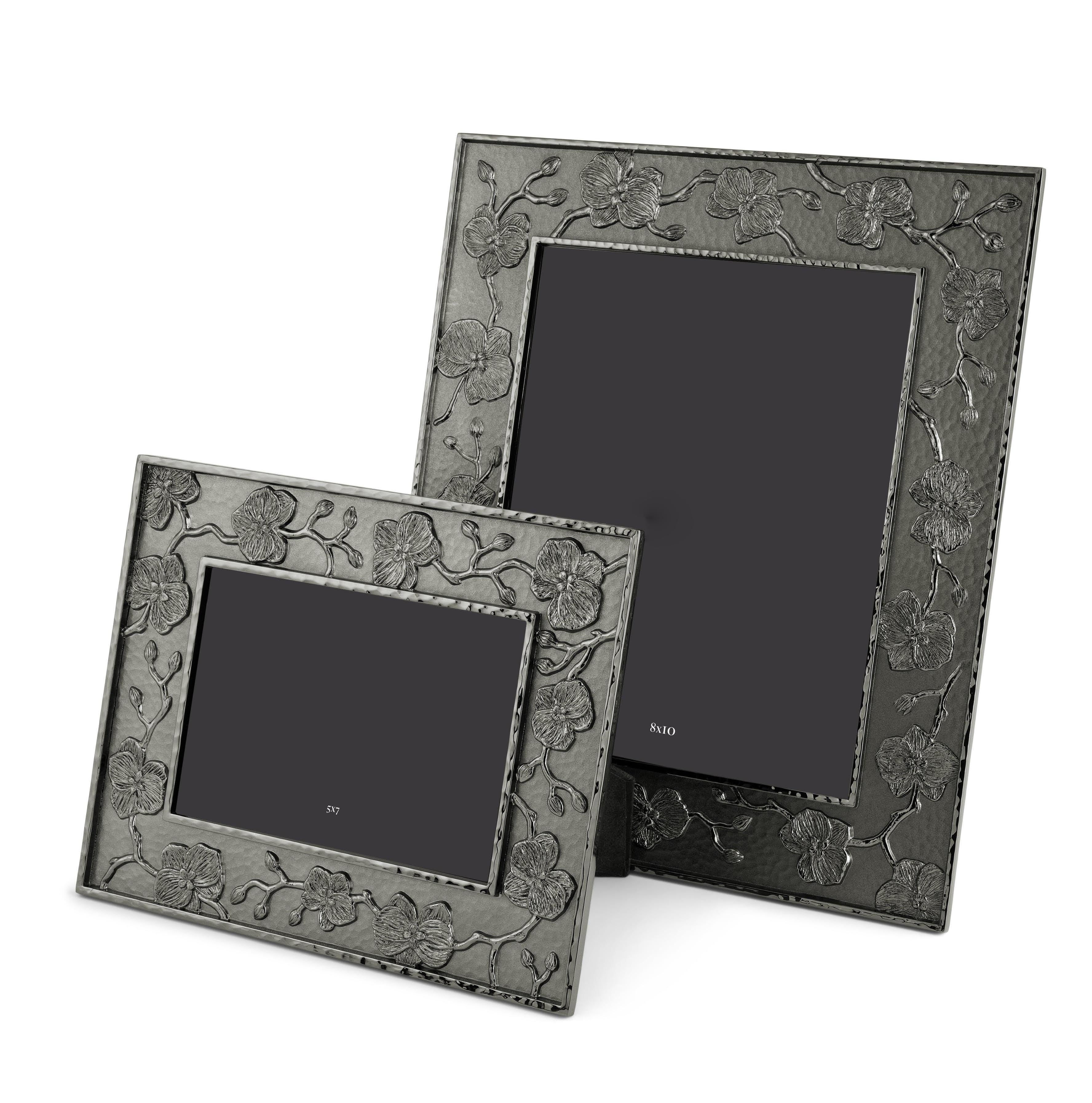 Marco de Fotos Grande de Metal Niquelado Negro con Motivo Floral Orquídea Negra. Moderno en venta