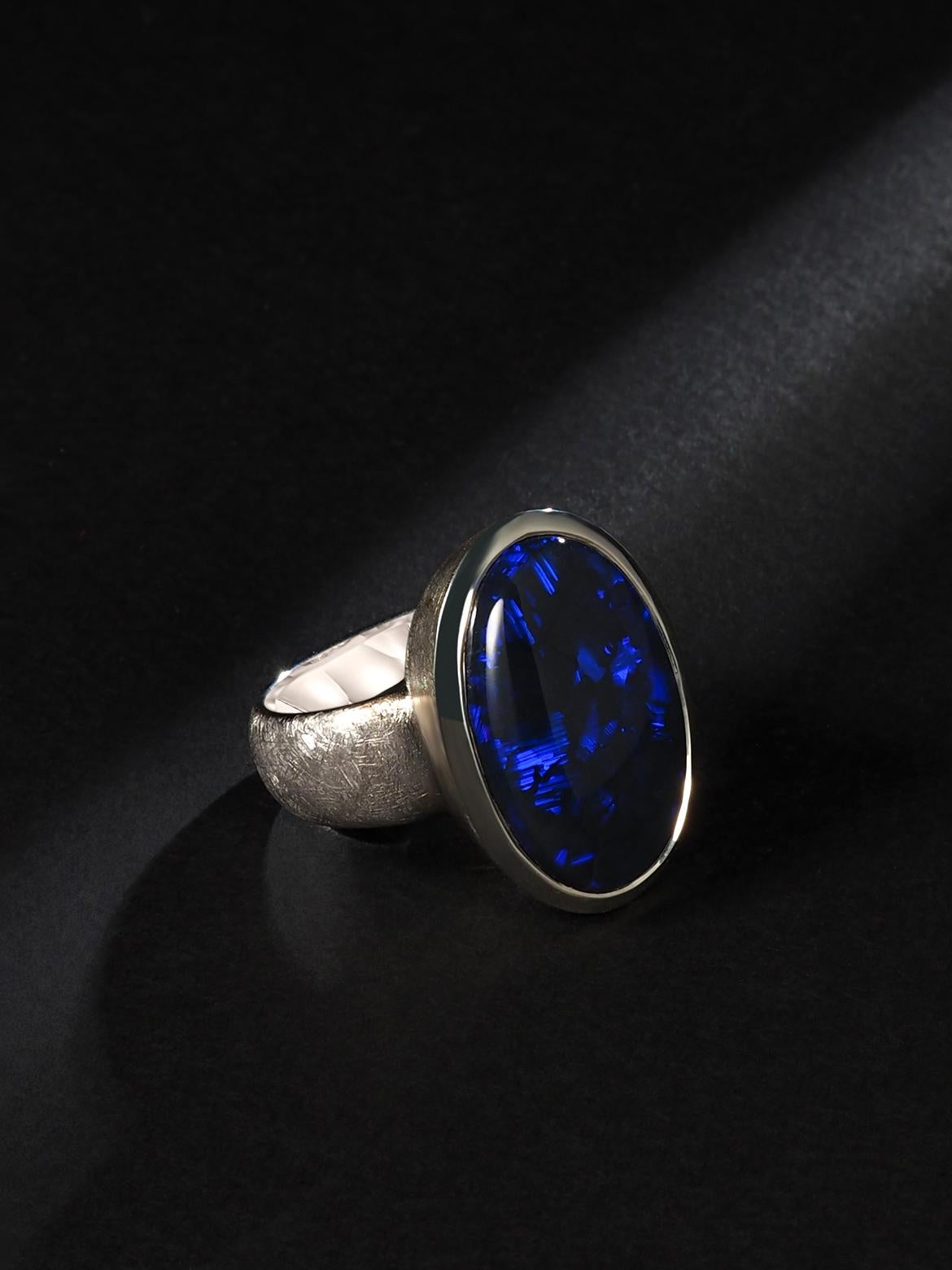 Large Black Opal ring Australian Inky Sterling Silver Matte finish Neon Blue In New Condition For Sale In Berlin, DE