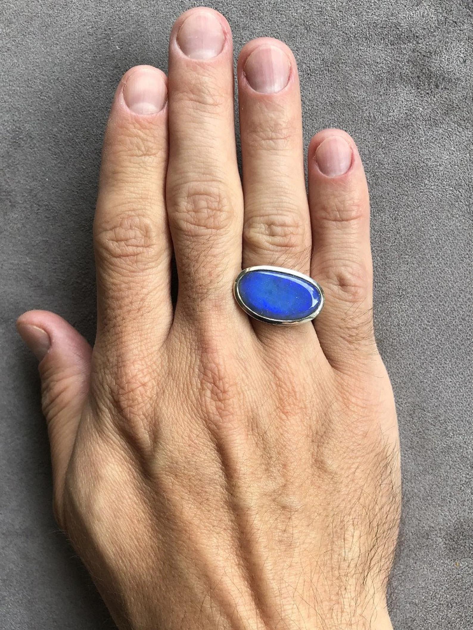 Großer Schwarzer Opal Silber Ring Neon Blau Australischer Edelstein Geschenk Herrenring (Kunsthandwerker*in) im Angebot