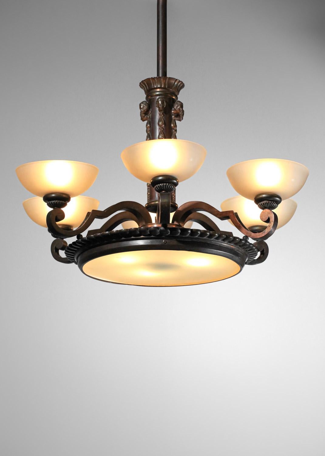 large black patina bonze chandelier from the 30/40's For Sale 2