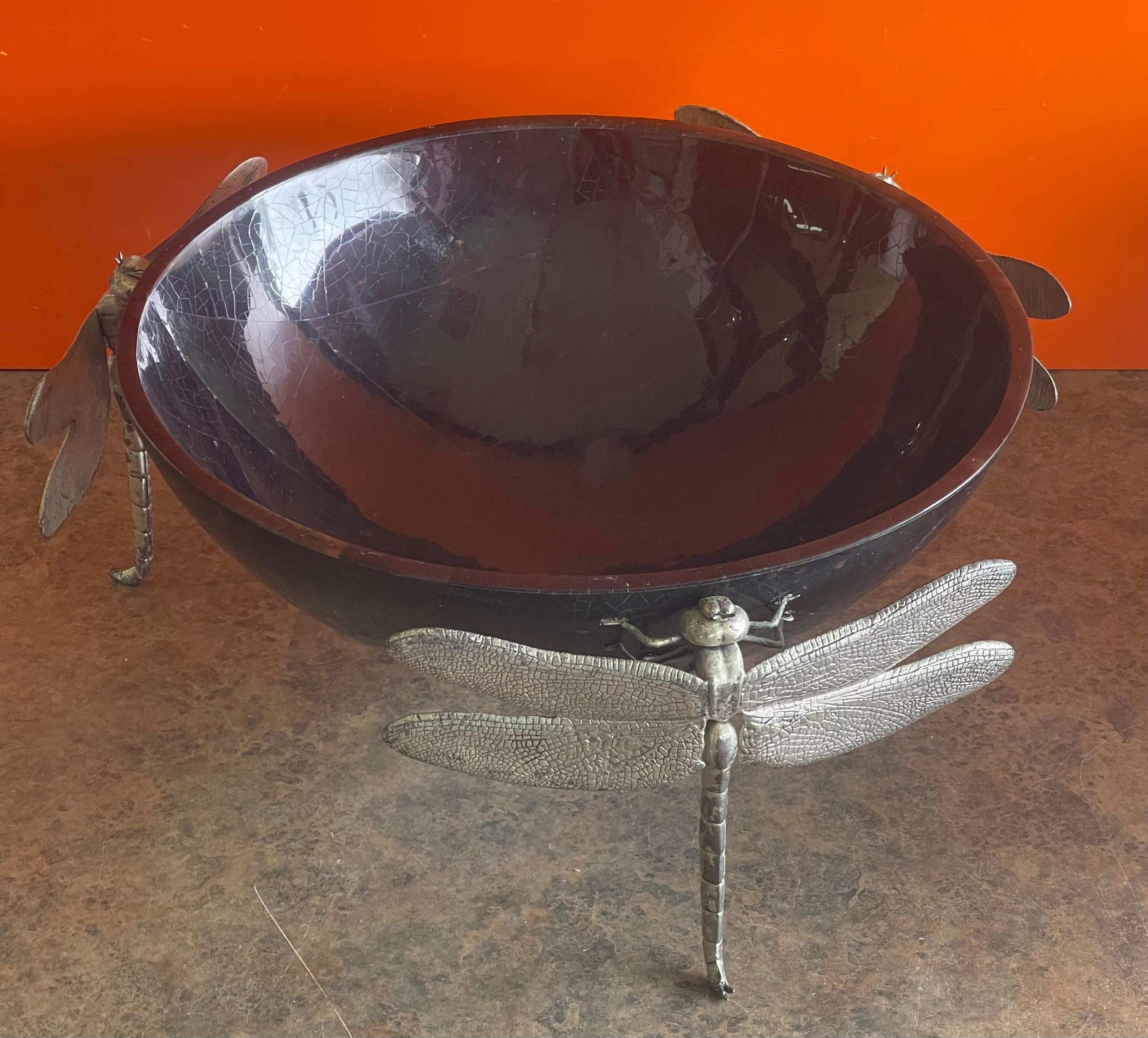 Large Black Pen Shell Centerpiece Bowl with Dragonfly Feet 7