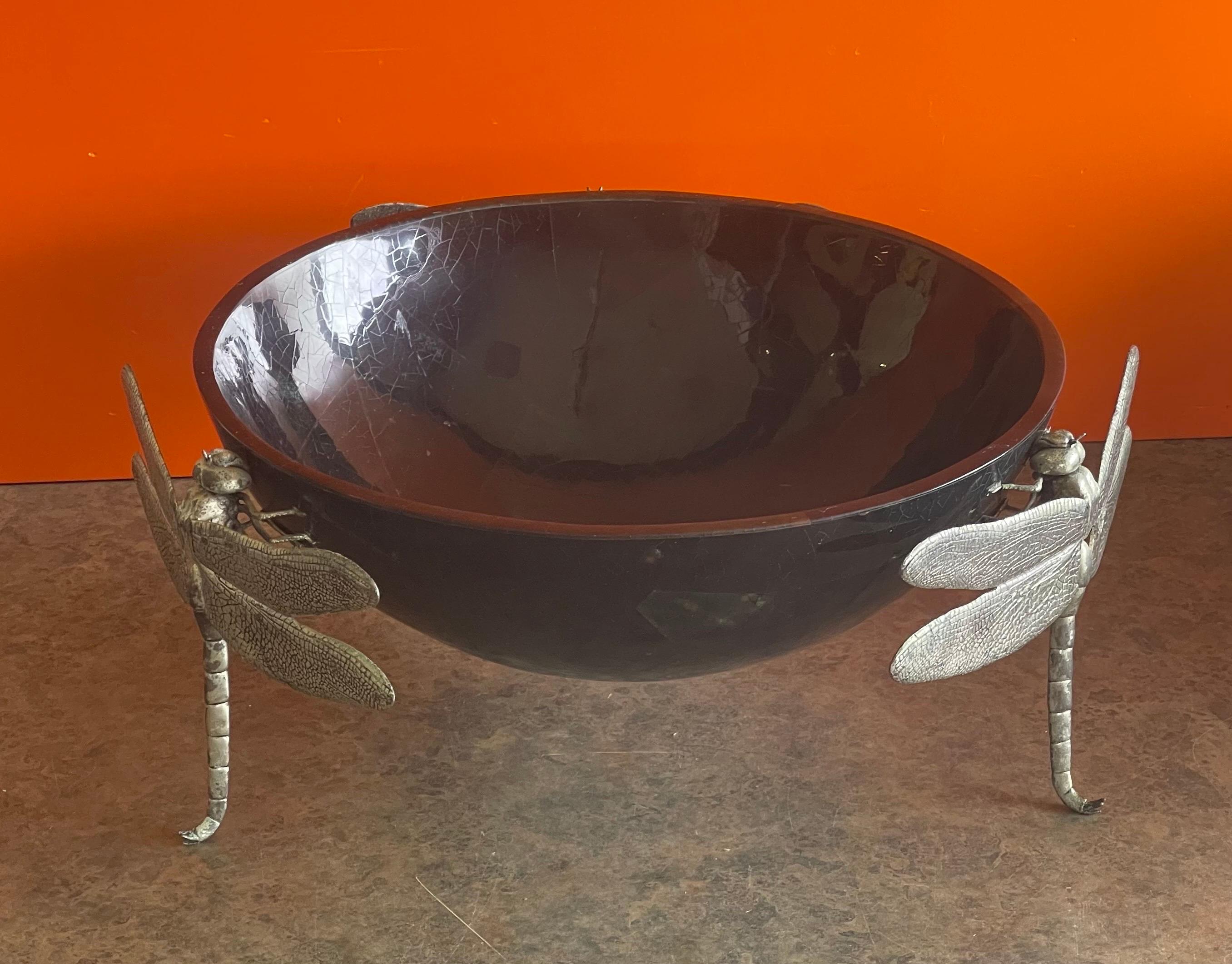 Large Black Pen Shell Centerpiece Bowl with Dragonfly Feet In Good Condition In San Diego, CA