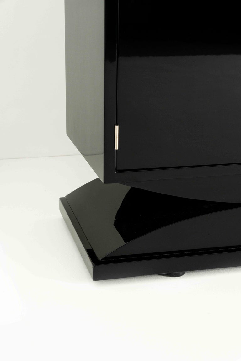 Large Black Piano Lacquered Art Deco Cabinet, Germany, 1930s For Sale 4