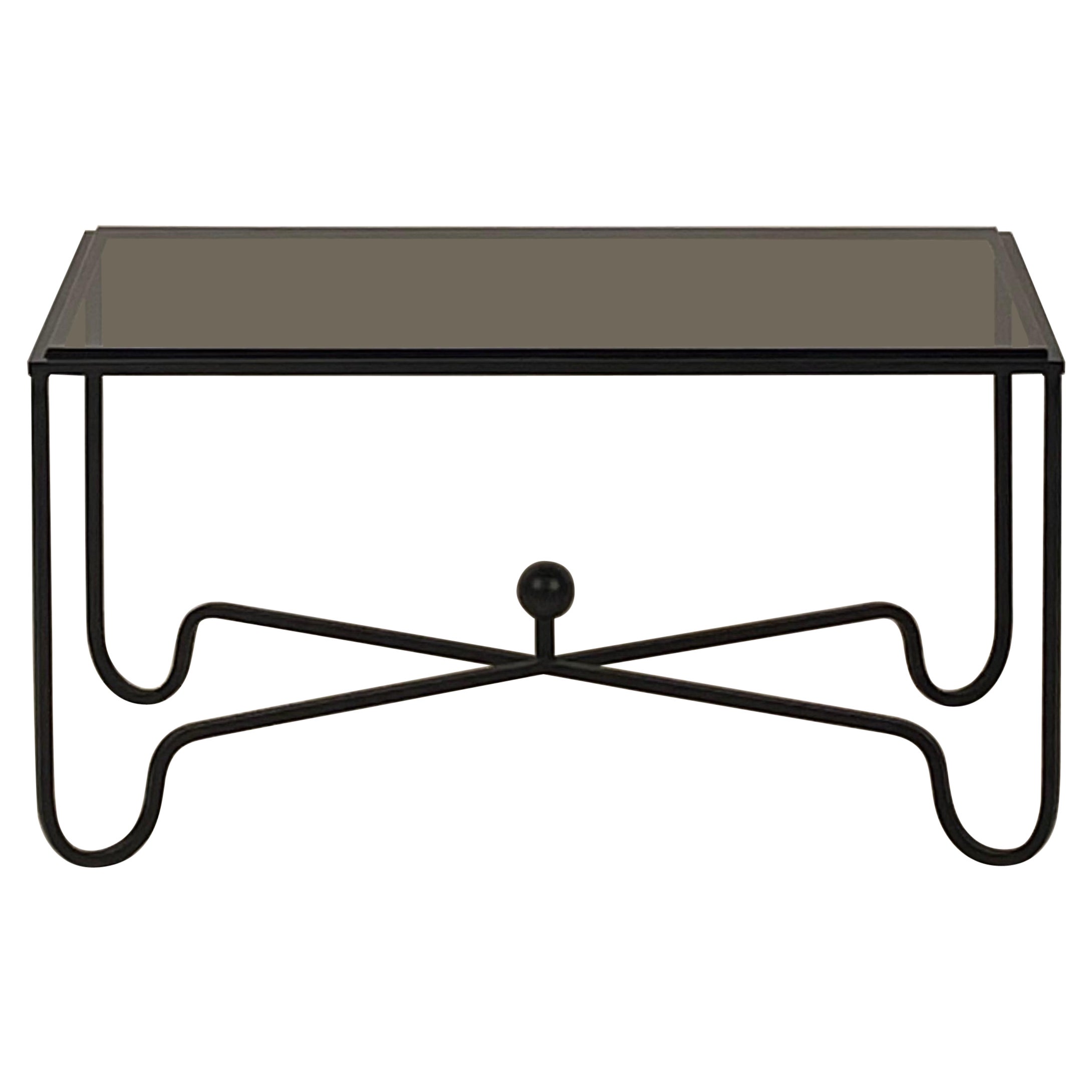 Grande table basse 'Entretoise' en fer noirci et verre par Design Frères