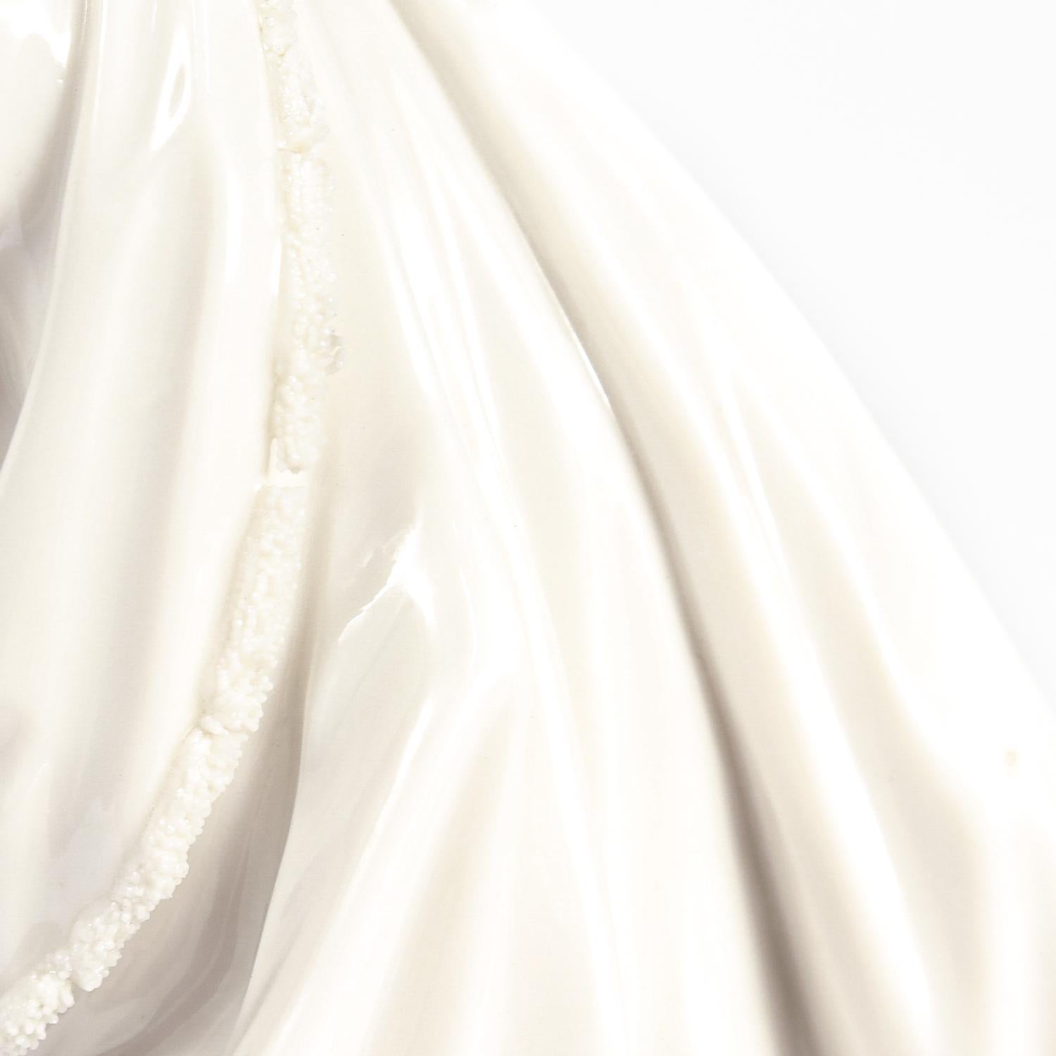 Grande figurine d'hiver de Nymphenburg en Blanc de Chine par Auliczek en vente 11