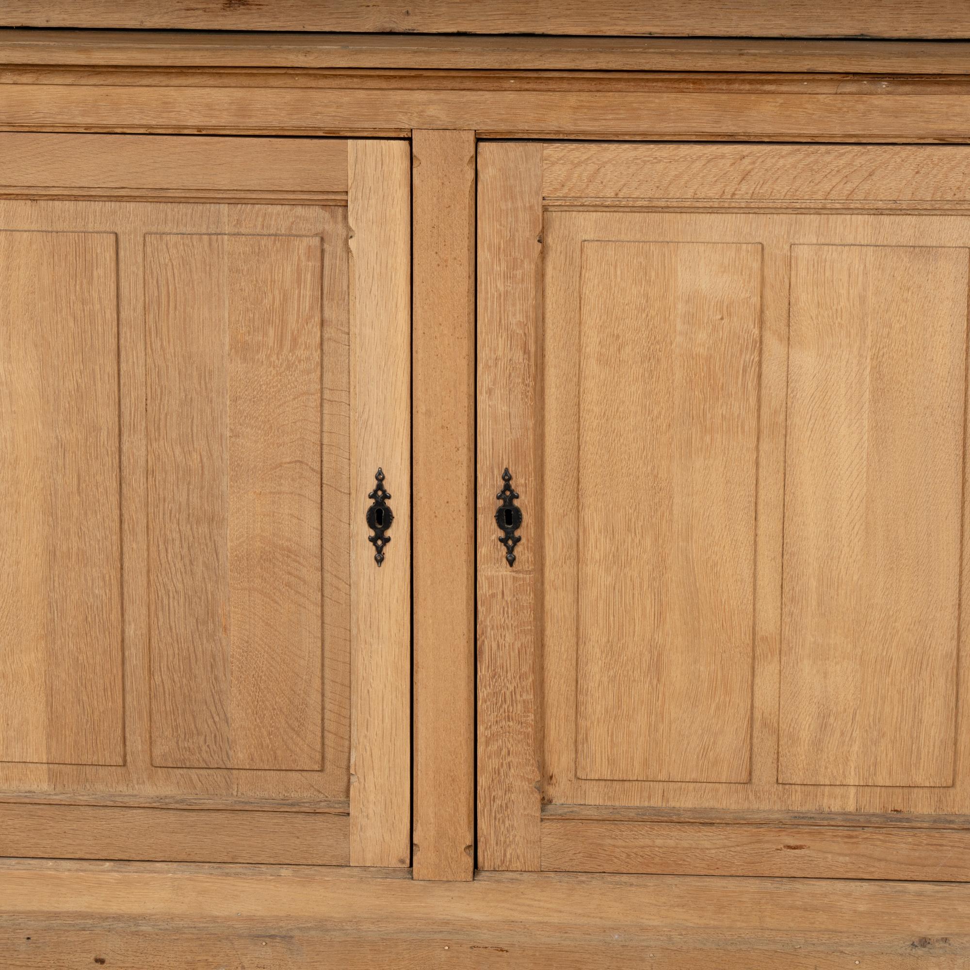 Large Bleached Oak Bookcase Display Cabinet With Adjustable Shelves, circa 1940 4