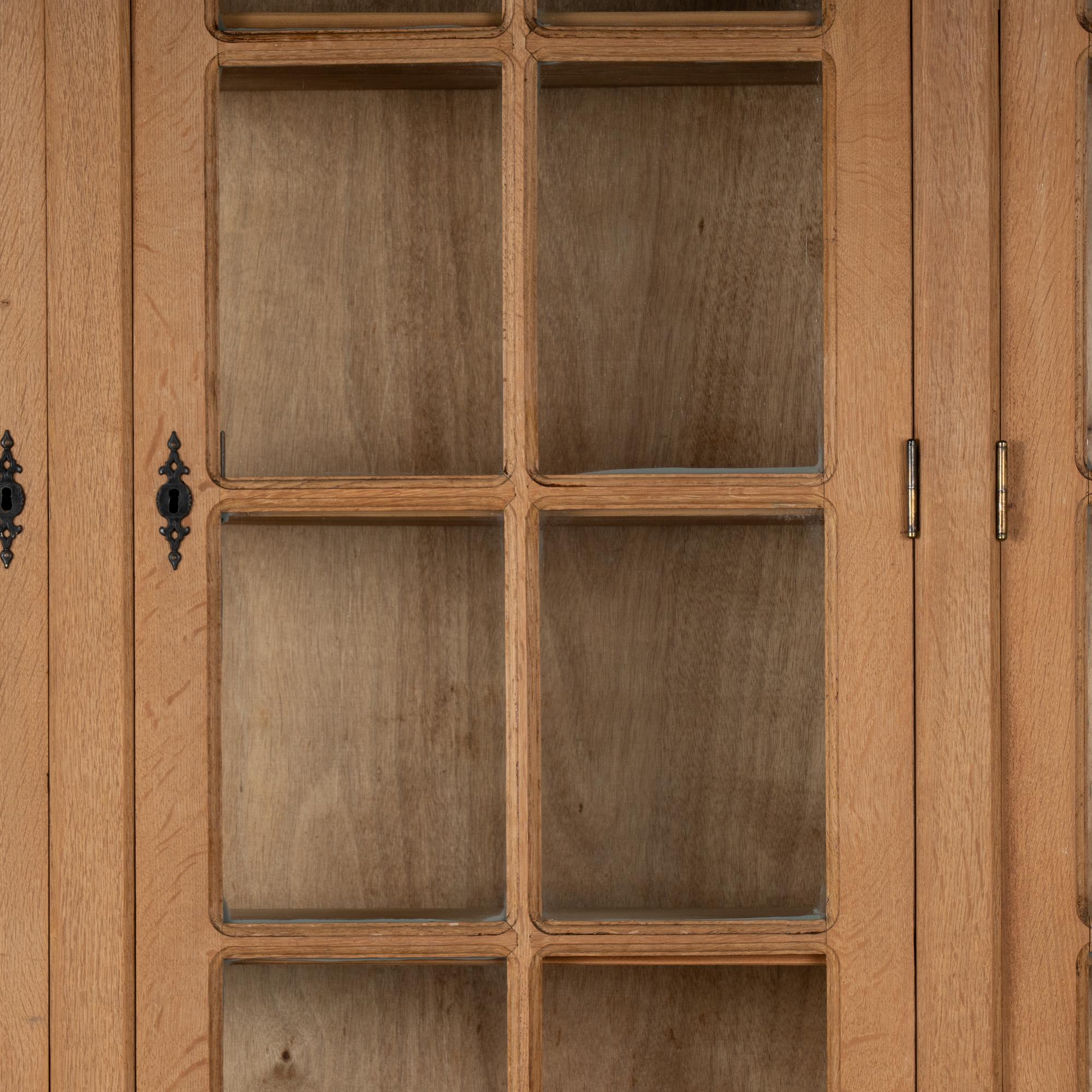 20th Century Large Bleached Oak Bookcase Display Cabinet With Adjustable Shelves, circa 1940