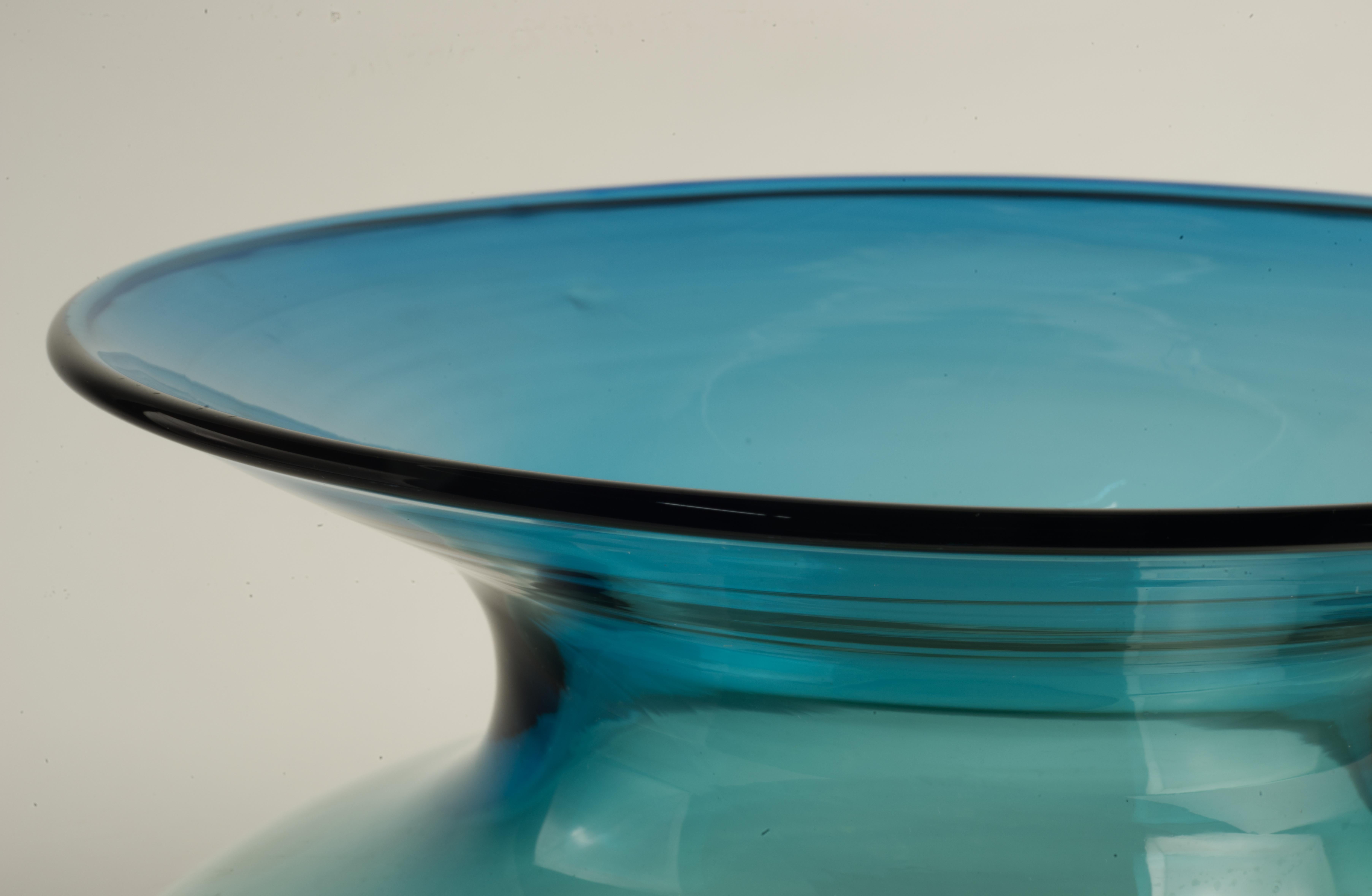 Blenko Large Desert Green Vase Ombre Glass  For Sale 3
