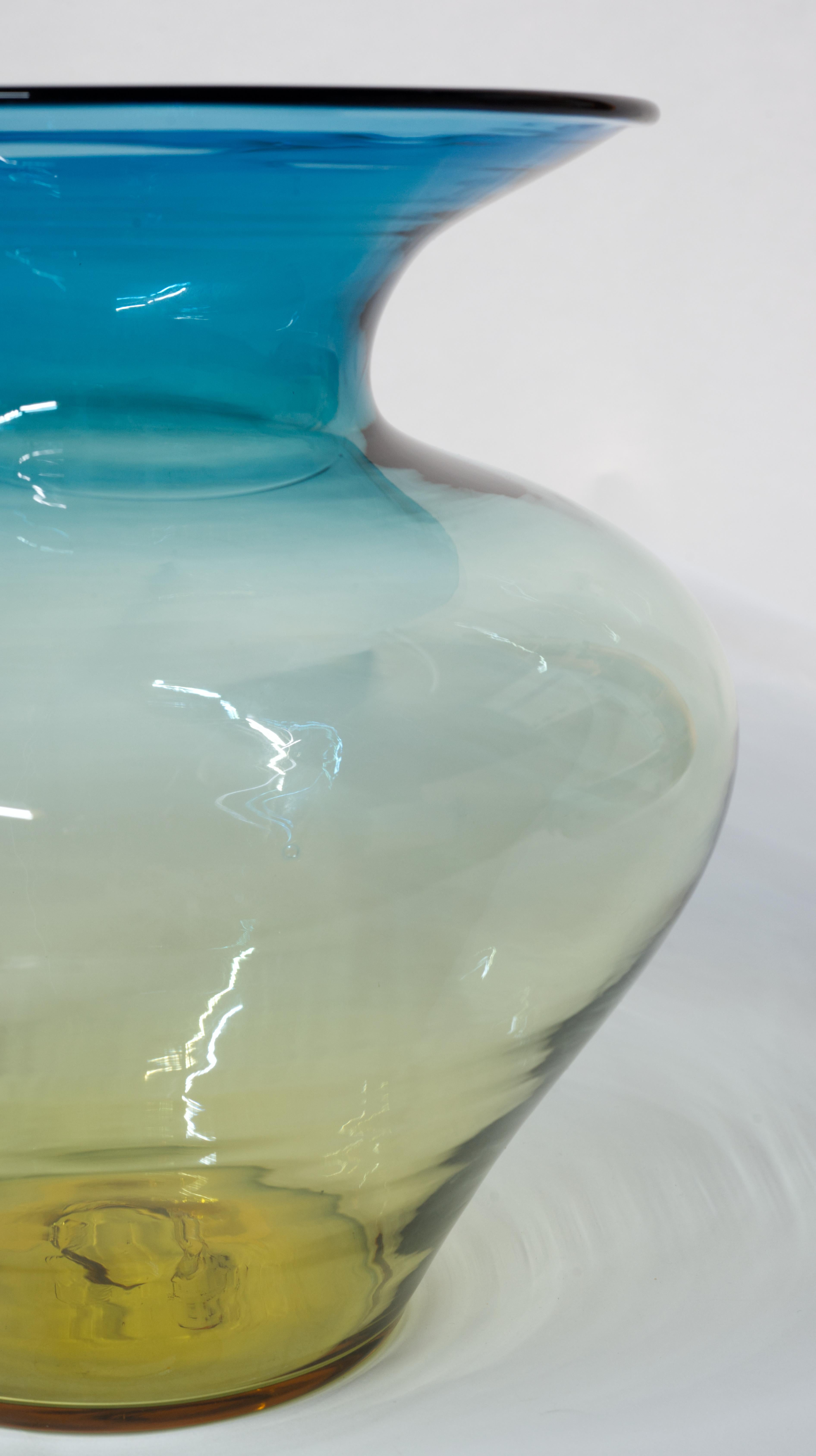 Blenko Large Desert Green Vase Ombre Glass  For Sale 4