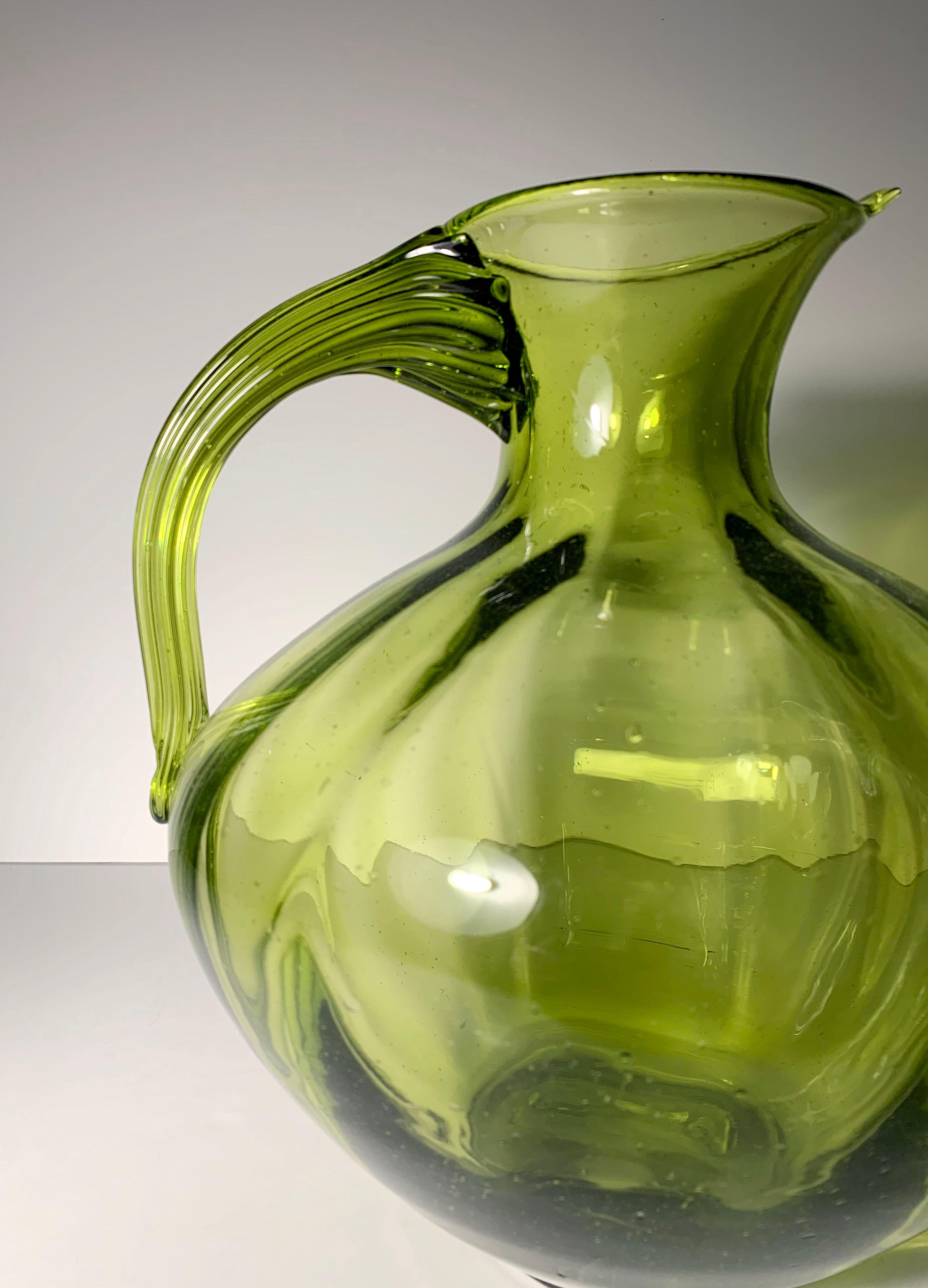 Mid-Century moderno Grande vaso Blenko Optic Chartreuse in vetro di Winslow Anderson in vendita