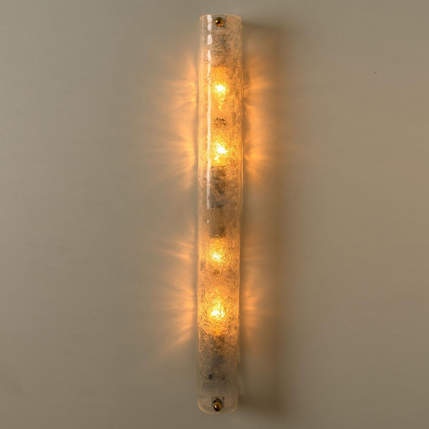 Große Wandleuchten aus geblasenem Muranoglas und Messing von Hillebrand, Deutschland, 1960er Jahre im Zustand „Gut“ im Angebot in Rijssen, NL