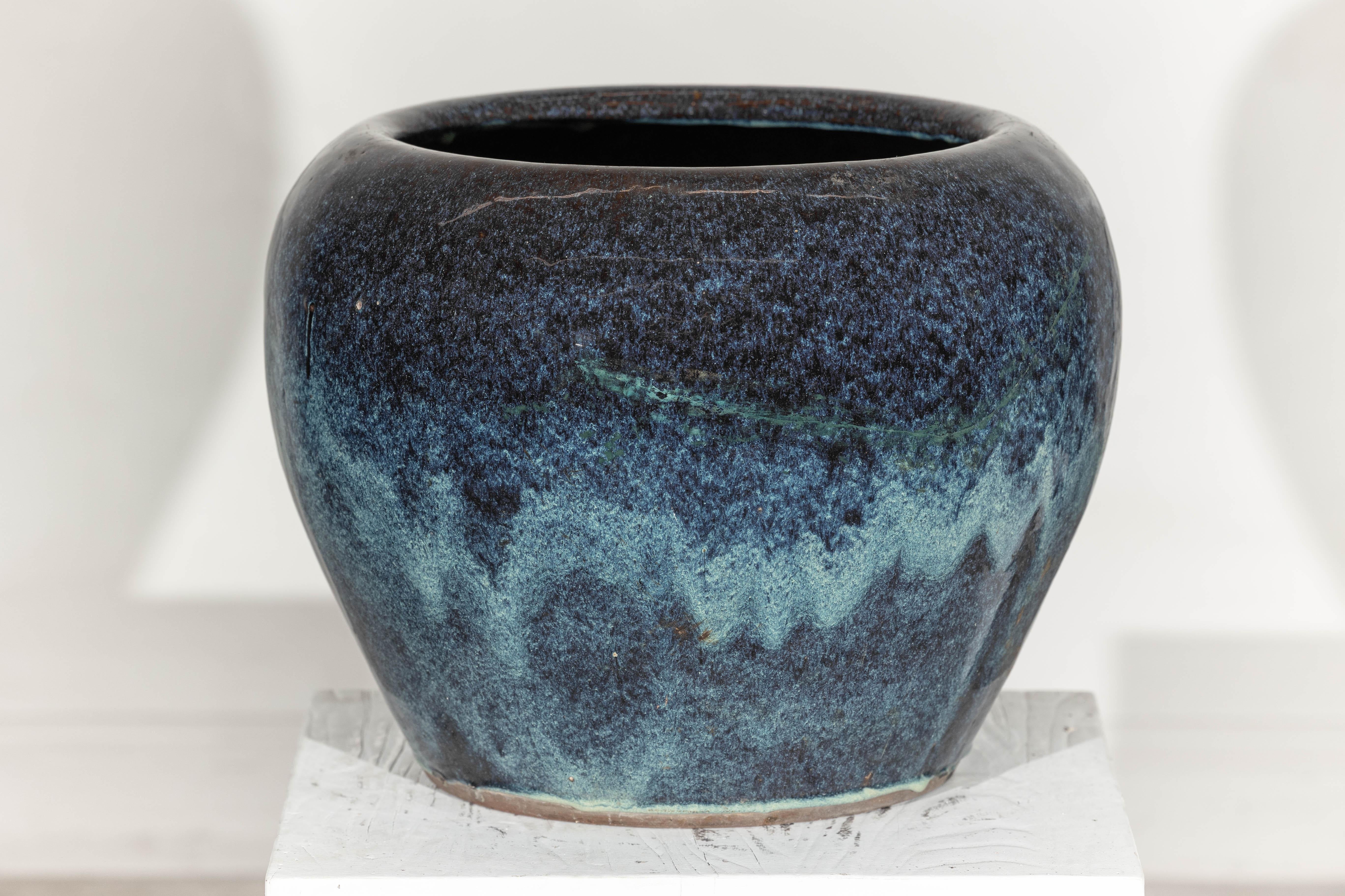 Grande jardinière en céramique émaillée bleue et aqua de forme arrondie en vente 3