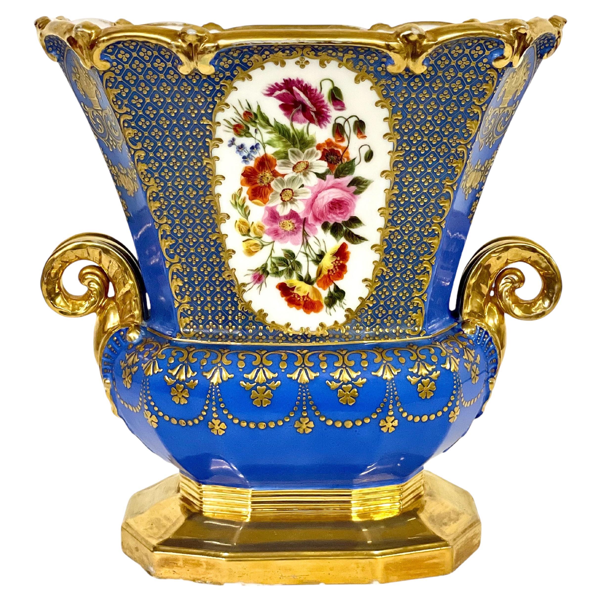 Grande vaso blu cobalto Opulent Porcelaine de Paris del XIX secolo in vendita