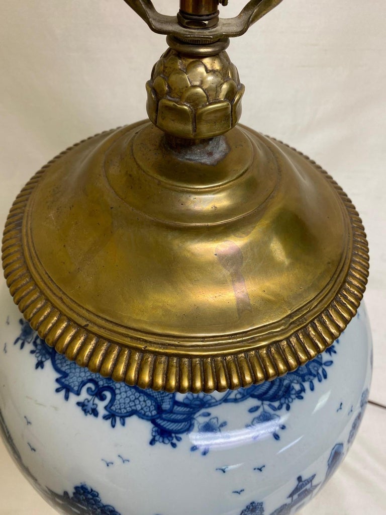 20th Century Large Blue and White Chinese Export Vase with Ormolu Mounts as Lamp For Sale