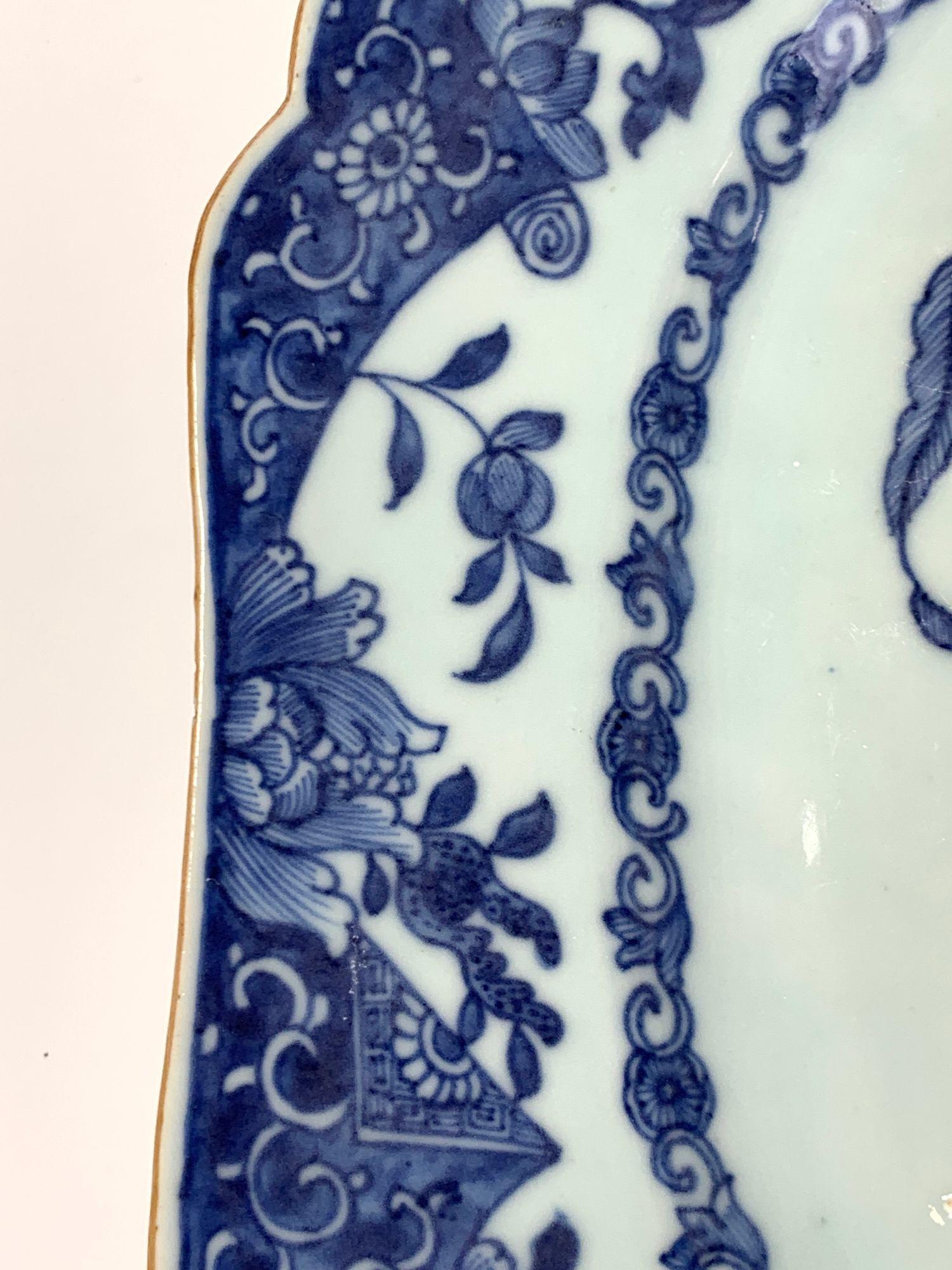 Large Blue and White Chinese Porcelain Platter Circa 1770 Qianlong Era In Excellent Condition In Katonah, NY