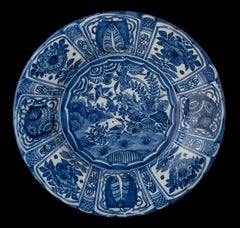 Large blue and white chinoiserie dish Delft, 1675-1685 Chinese-style landscape