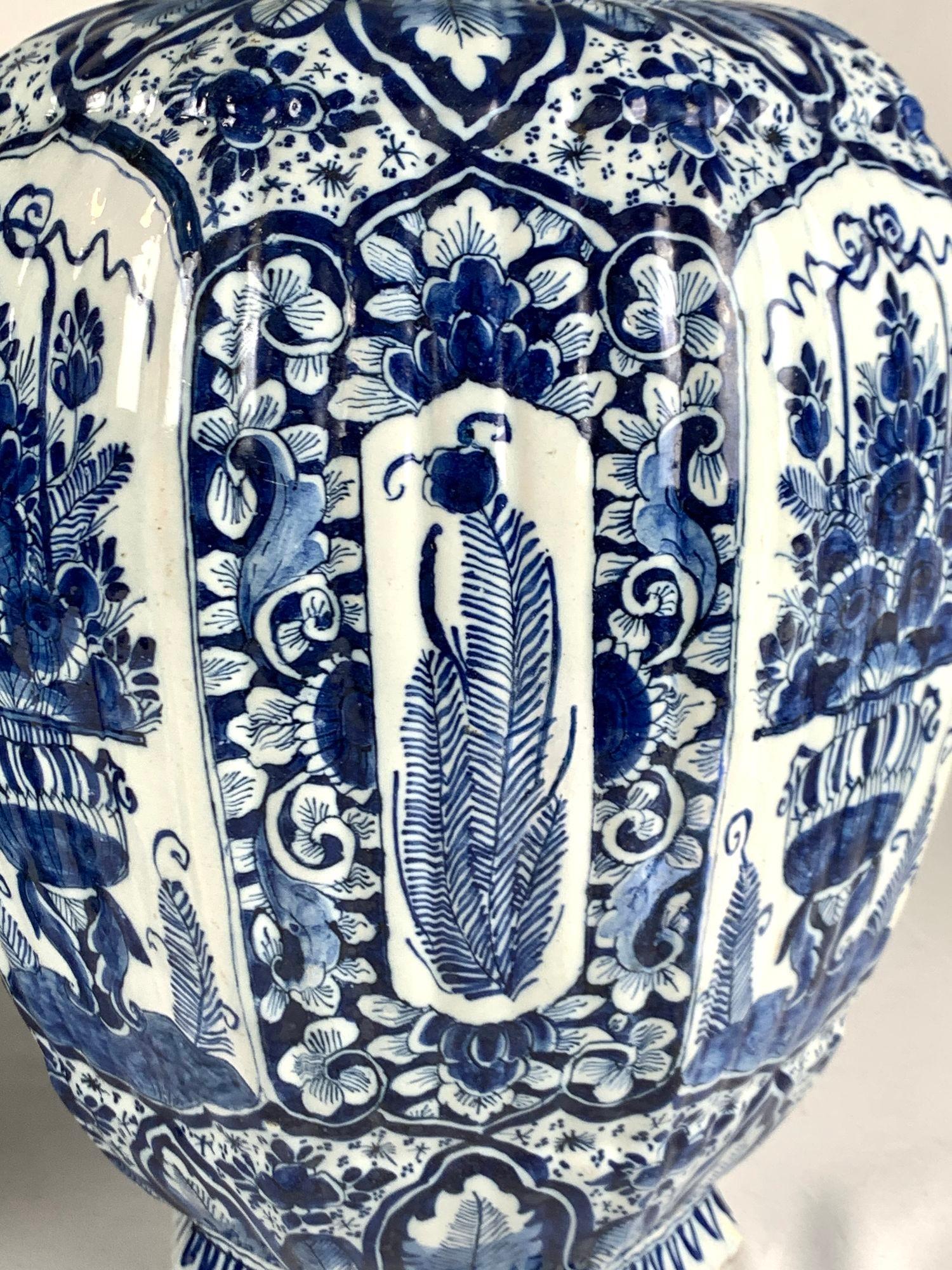 Large Blue and White Delft Jars Hand-Painted 18th Century Netherlands Circa 1780 For Sale 6
