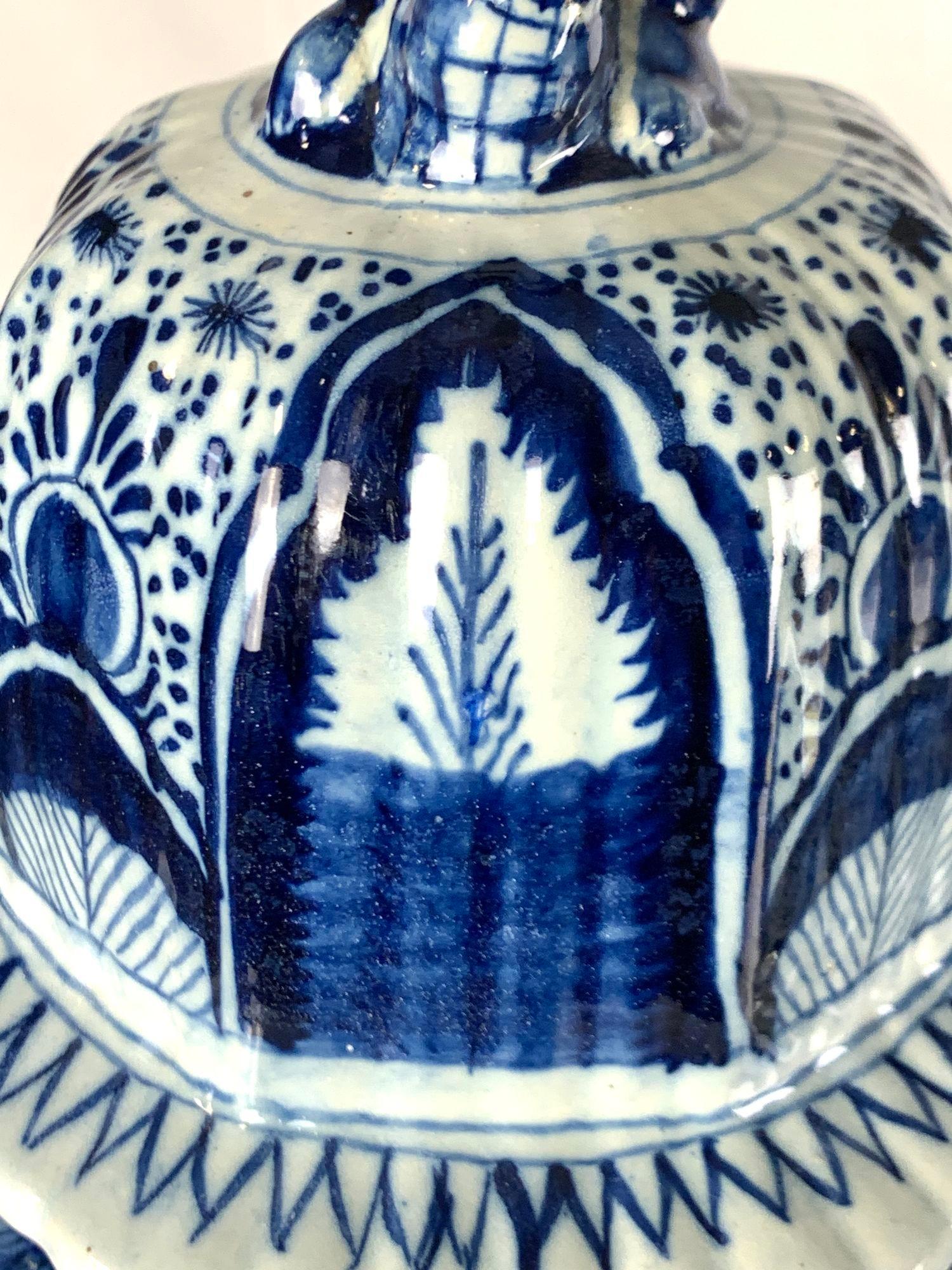 Large Blue and White Delft Jars Hand-Painted 18th Century Netherlands Circa 1780 For Sale 3