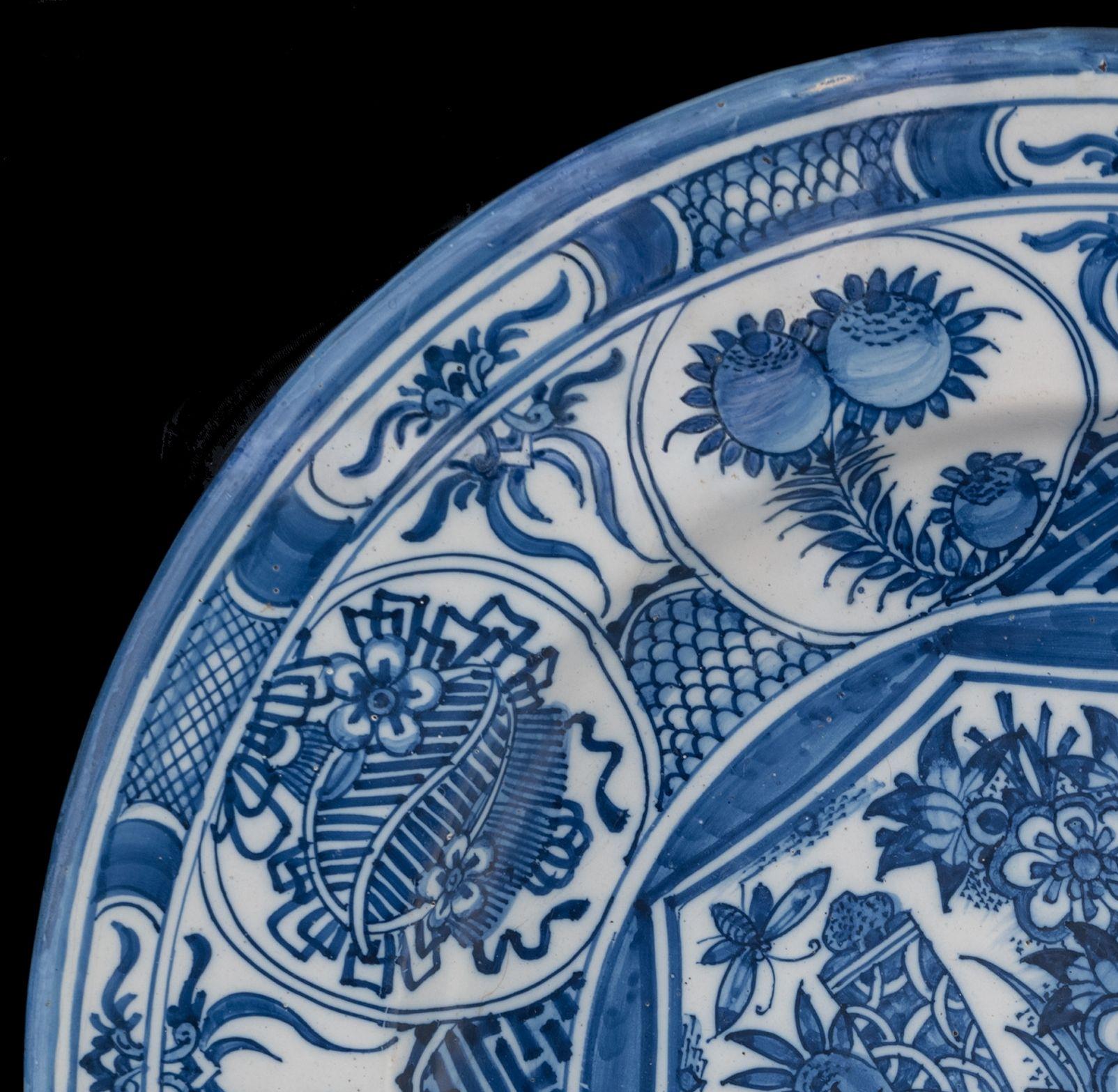 Baroque Large Blue and White Dish with a Flower Basket Delft, 1650-1680 For Sale