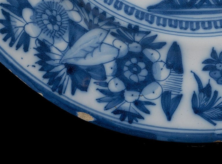 Large Blue and White Dish with Flower Vase, Delft, 1665-1675 For Sale at  1stDibs