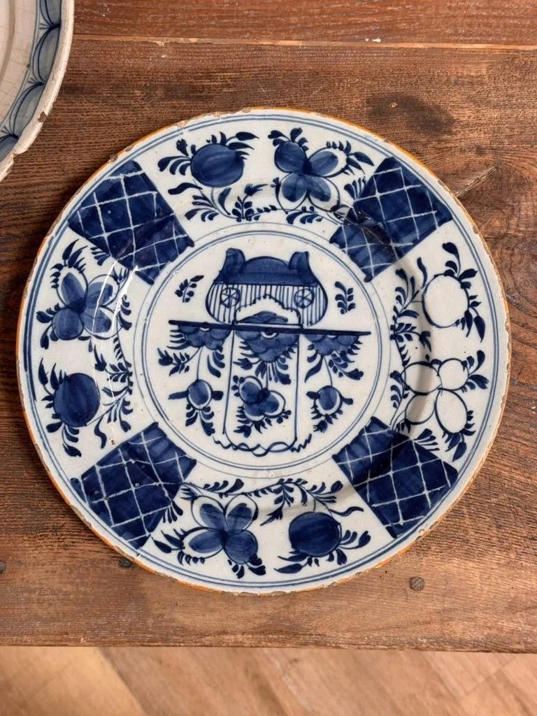 Anglais Grand chargeur Delft anglais bleu et blanc, XVIIIe siècle en vente