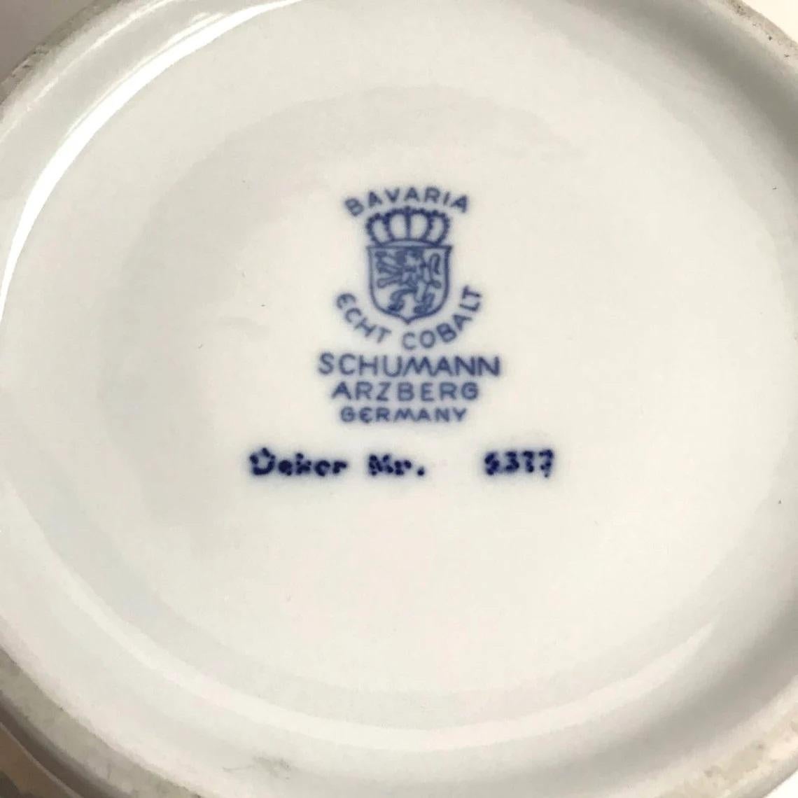 Gran jarrón de porcelana azul y blanca Kobalt de Schumann Arzberg Jarrón vintage finales del siglo XX en venta