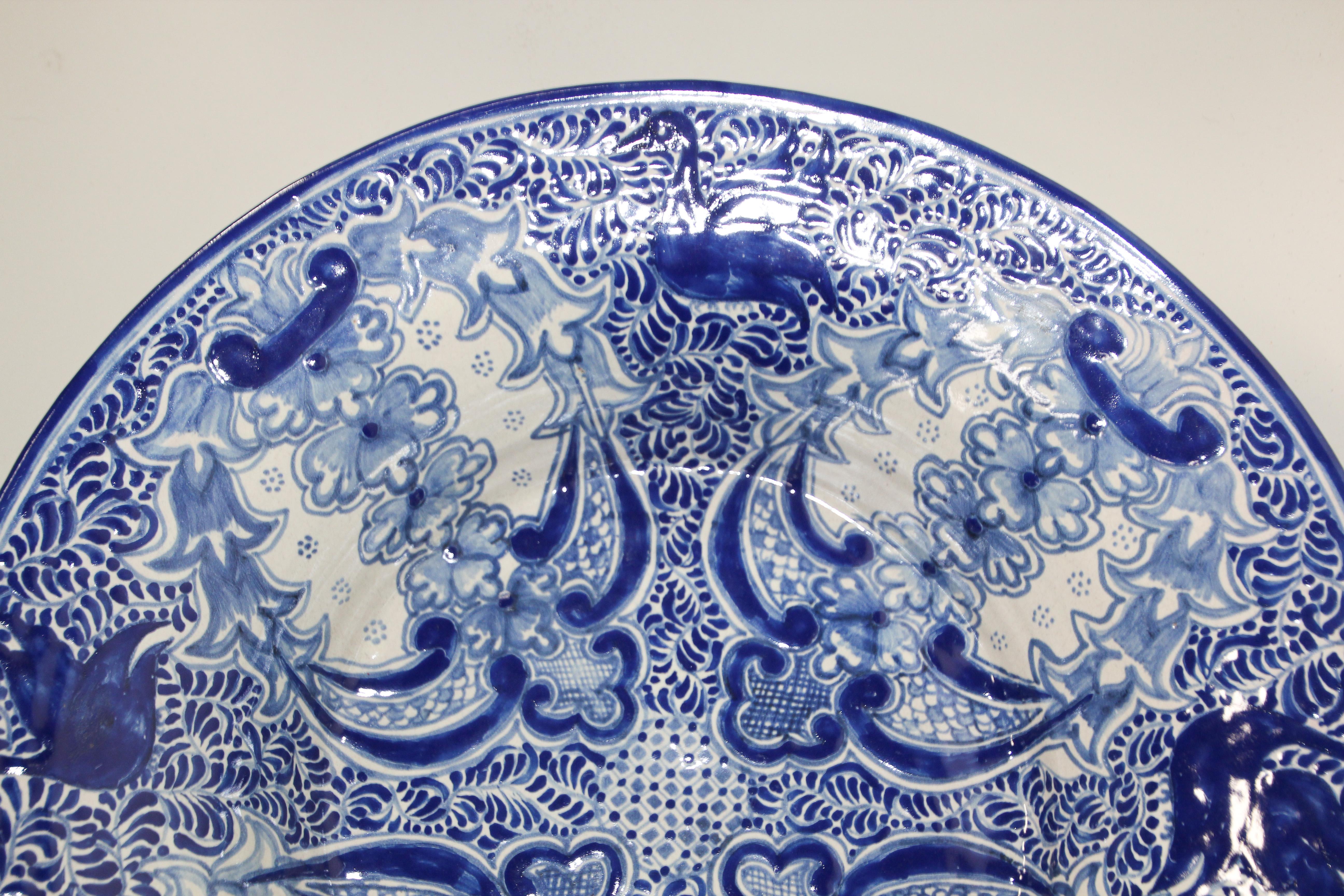 Large Blue and White Mexican Talavera Glazed Ceramic Bowl 3