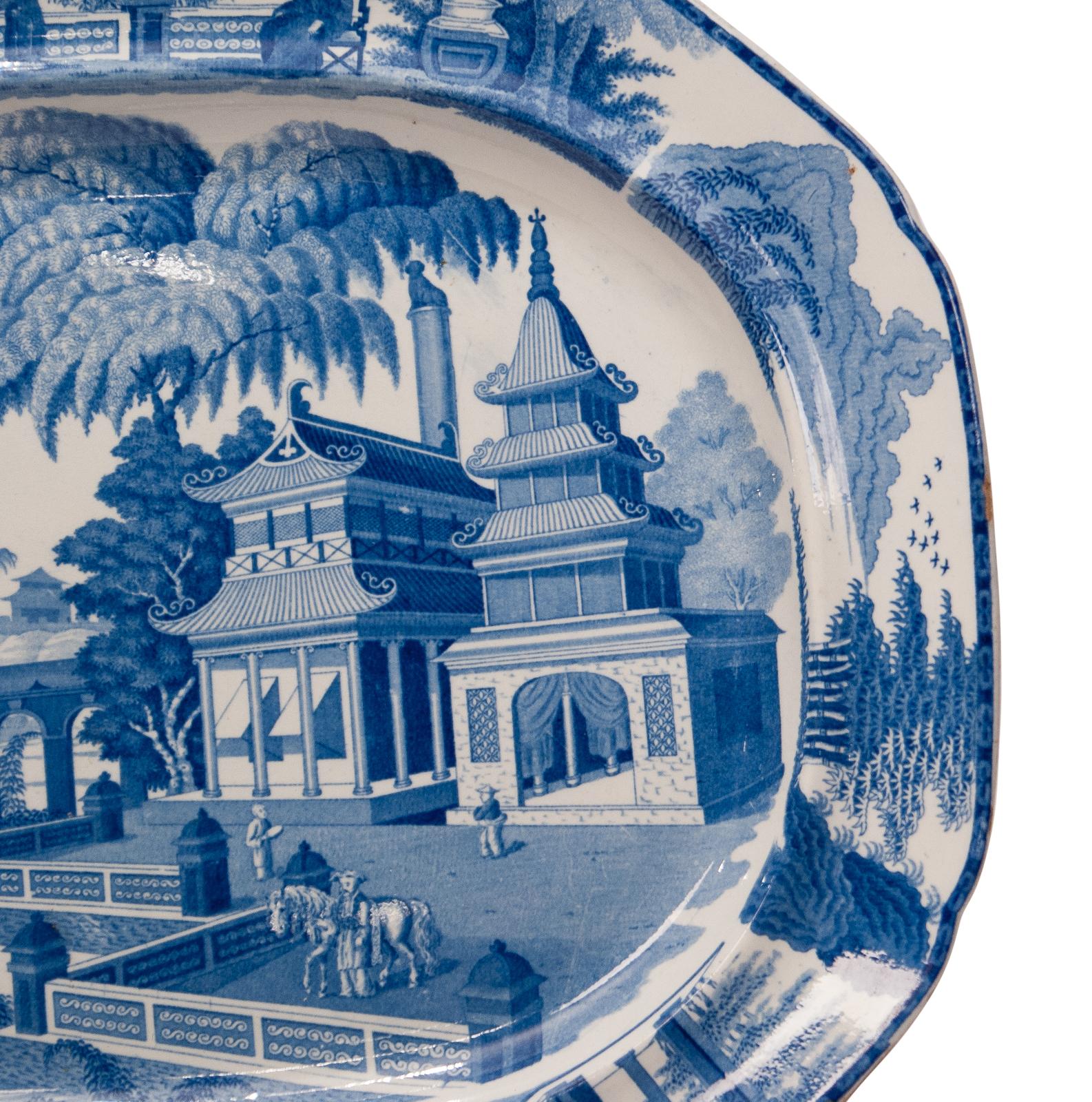 Large Blue and White Platter in the Chinese Style, England, circa 1820 In Excellent Condition In San Francisco, CA