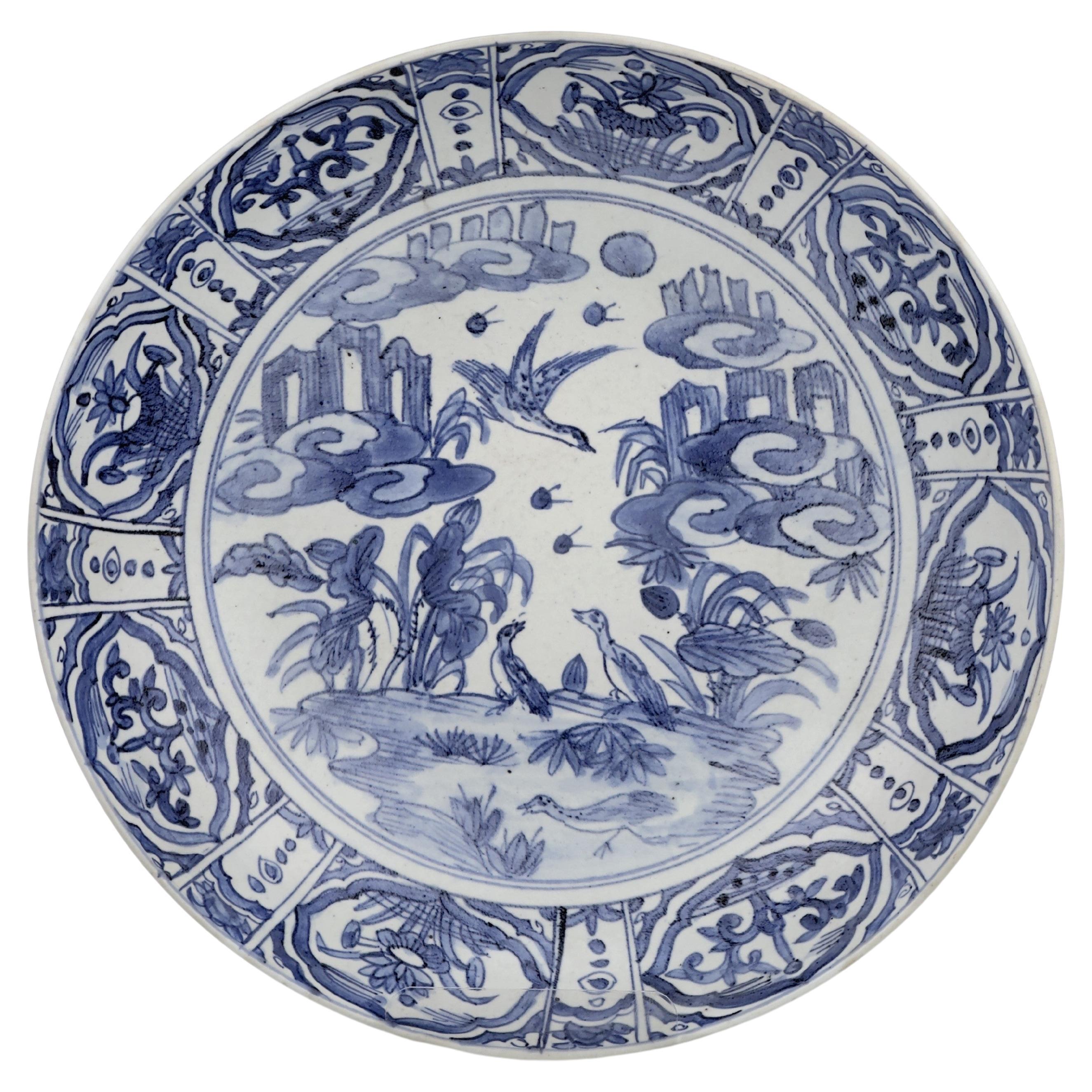 Large Blue And White Swatow Charger, Late Ming Era(17th century) For Sale