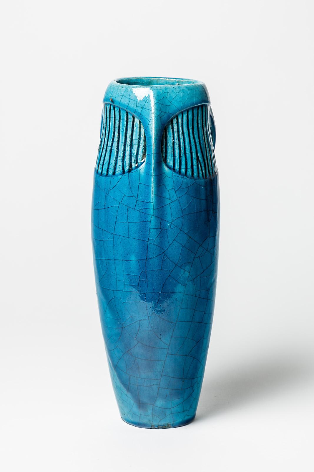 Edmond Lachenal (1855-1948)

Elegant large blue art deco period ceramic vase

Original 20th century design

Realised circa 1920

Original good conditions

Elegant blue ceramic glaze color

Signed under the base

Height : 37 cm Large :