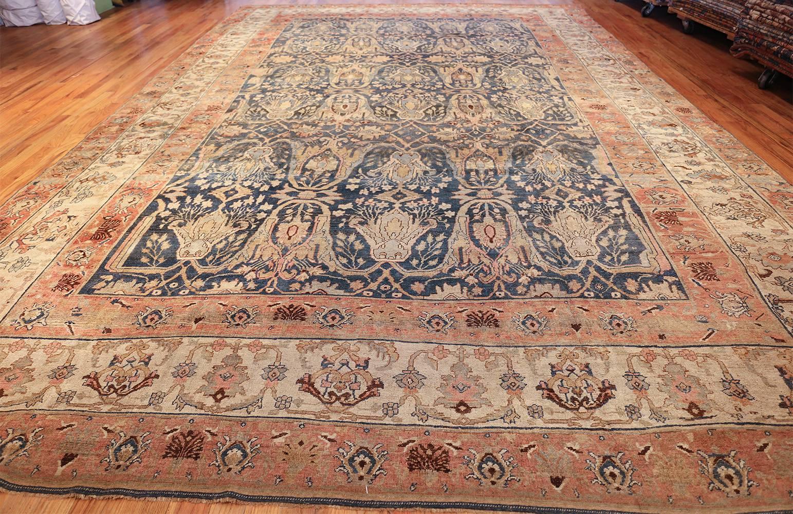 Antique Bidjar Persian Rug. Size: 11 ft 10 in x 18 ft 7in  For Sale 3