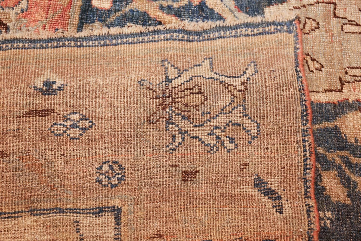 Atemberaubende große hellblaue antike persische Garous Design Bidjar Teppich, Herkunftsland / Teppich Typ: Perserteppich, Circa Datum: 1900 - Größe: 11 ft 10 in x 18 ft 7 in (3,61 m x 5,66 m).