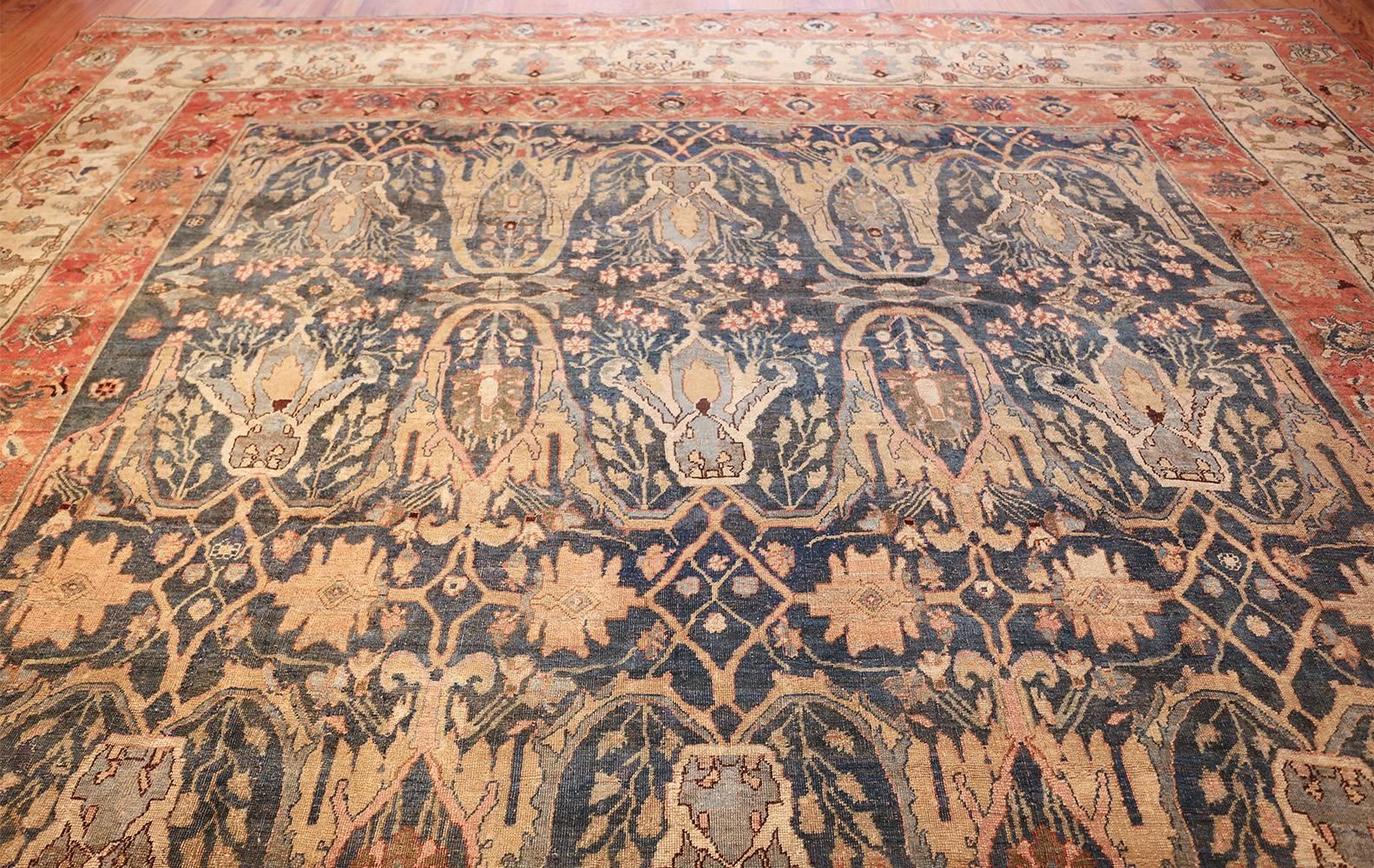 Antiker Bidjar-Perserteppich. Größe: 11 Fuß 10 Zoll x 18 Fuß 7 Zoll  (20. Jahrhundert) im Angebot