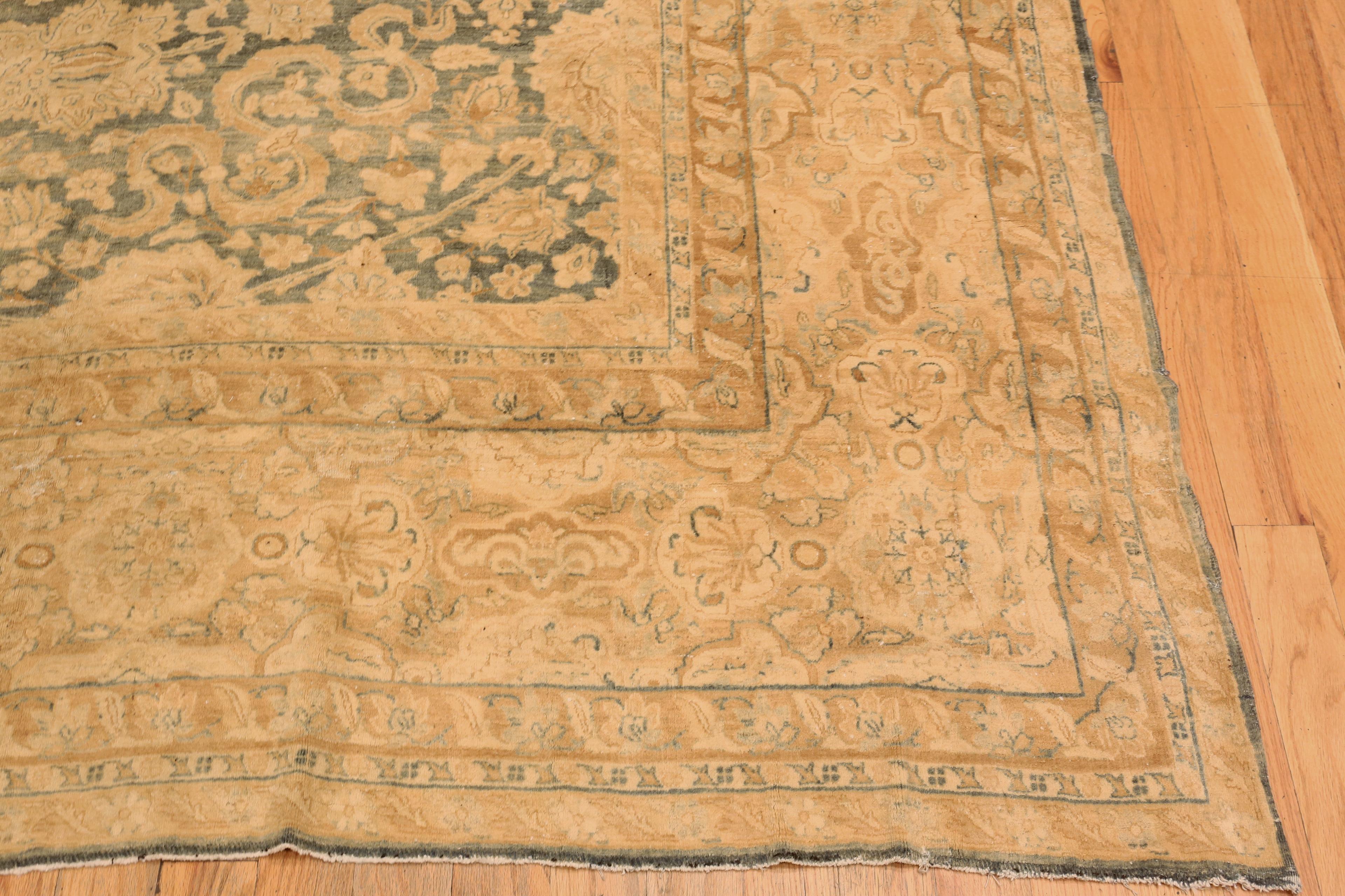 Hand-Knotted Antique Persian Kerman Area Rug. 11 ft 6 in x 17 ft 6 in For Sale