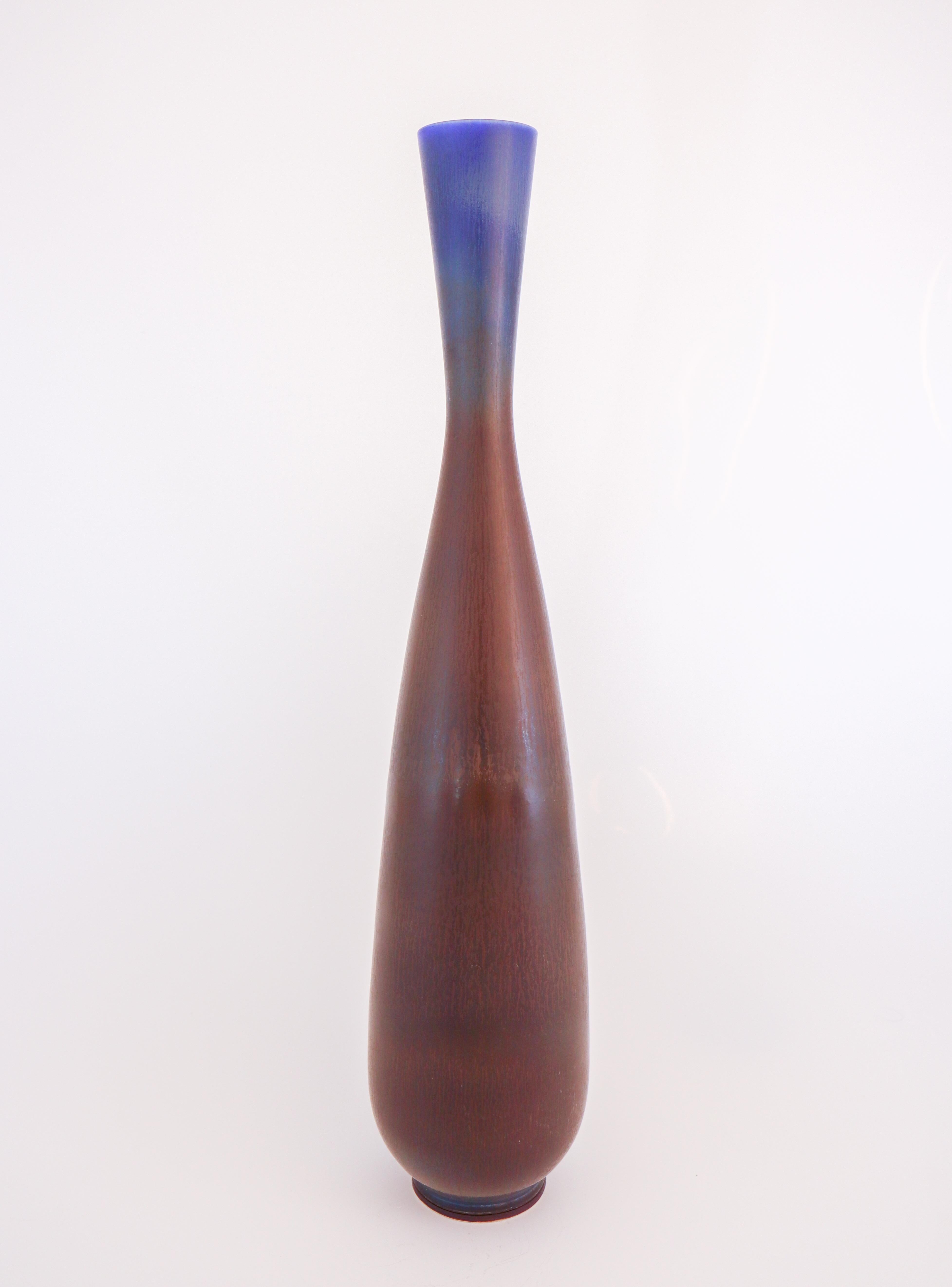 Gran jarrón de gres azul y marrón, Berndt Friberg, Gustavsberg 1967 en venta 2