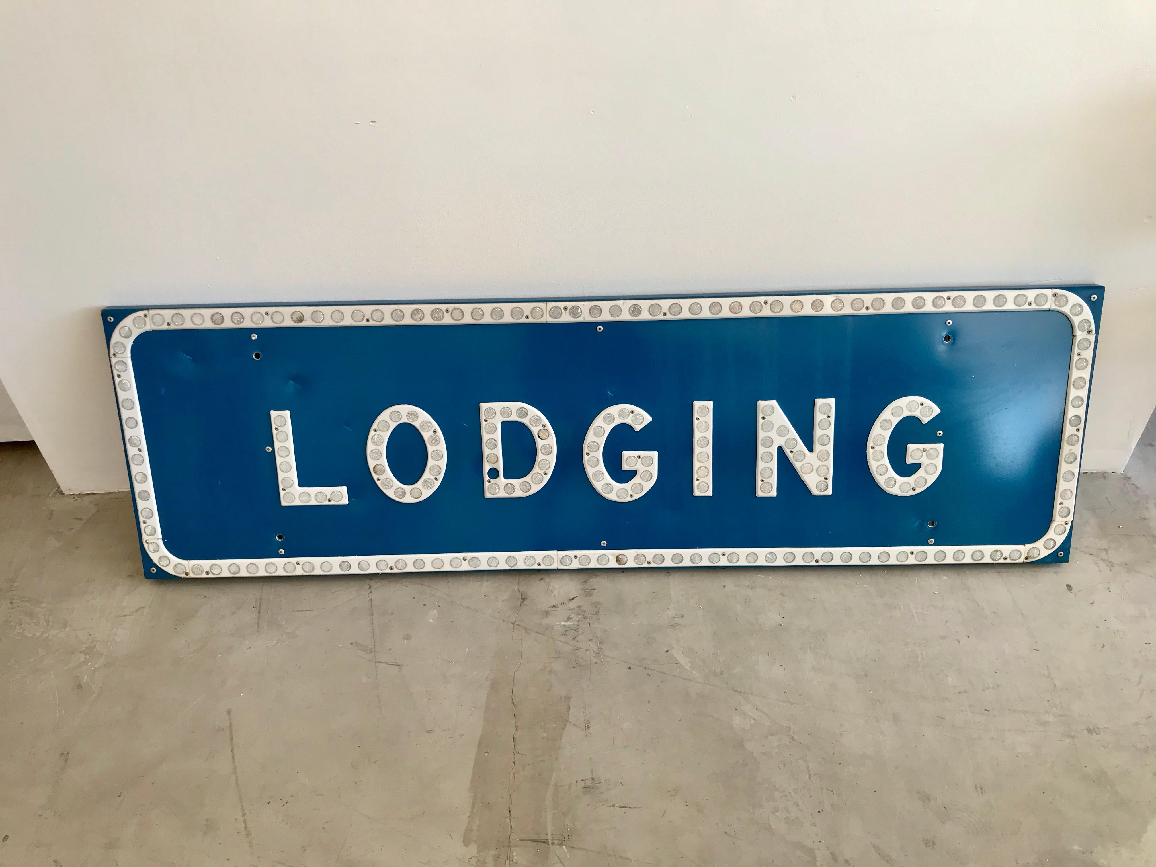 lodging signs