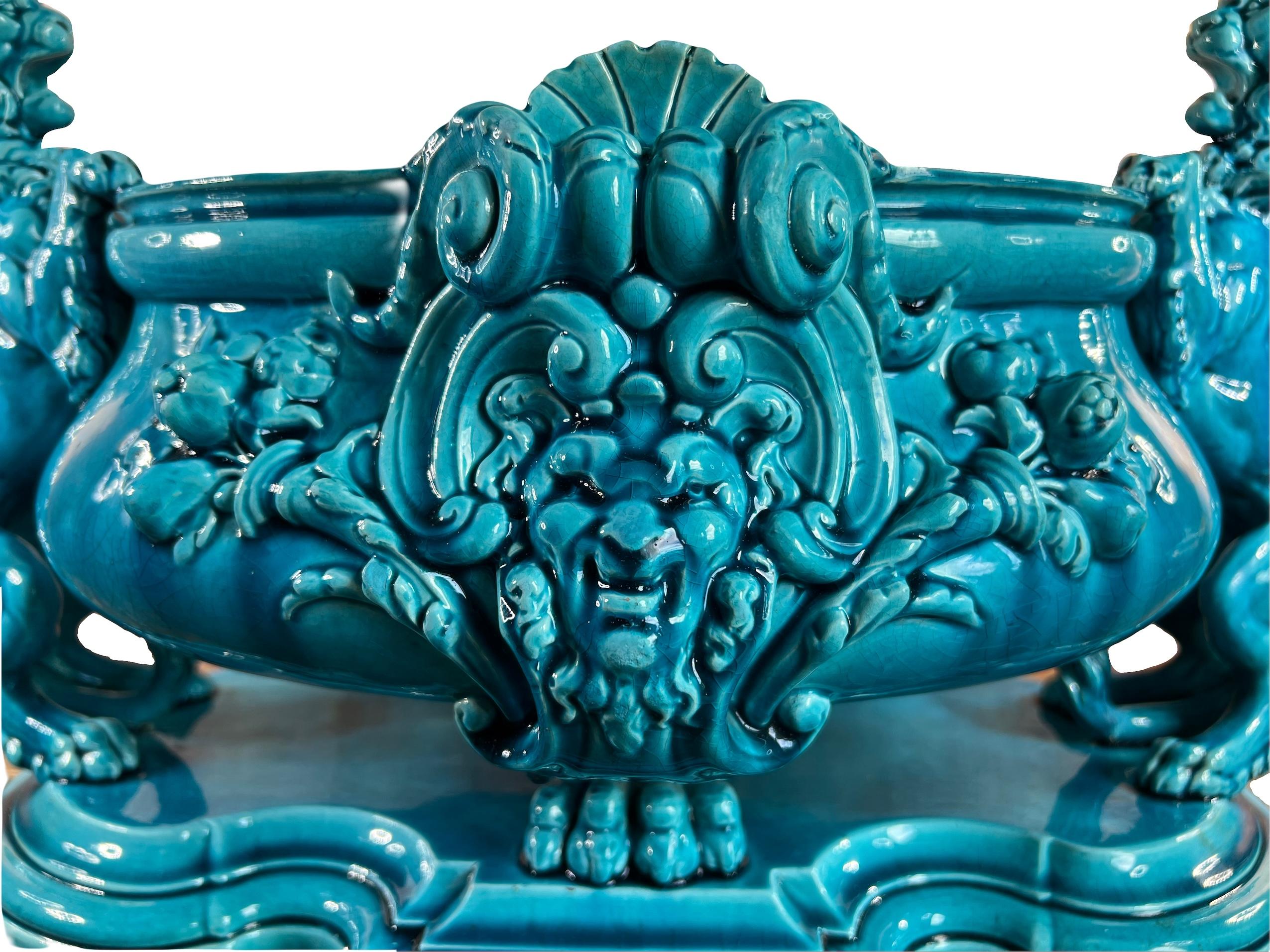 Grande centrotavola in maiolica blu di Bordeaux Jules Vieillard 19° secolo in vendita 1