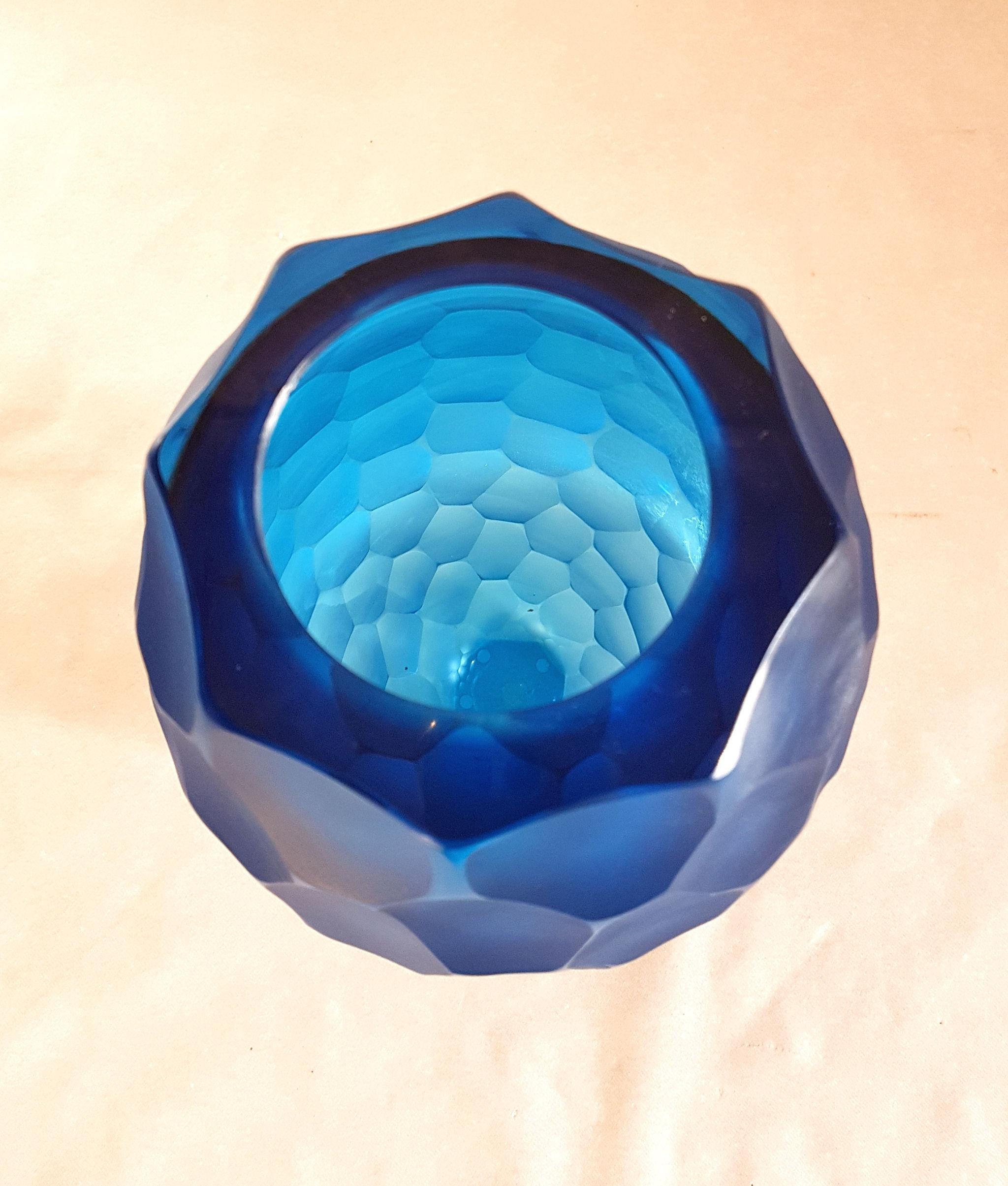 Hand-Crafted Large Mid-Century Modern Blue Faceted Murano Glass Vase by Simone Cenedese Italy