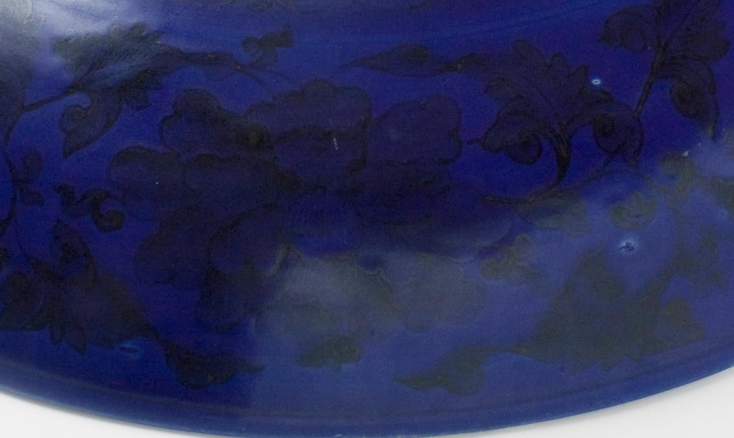 Grande e raro piatto blu smaltato 