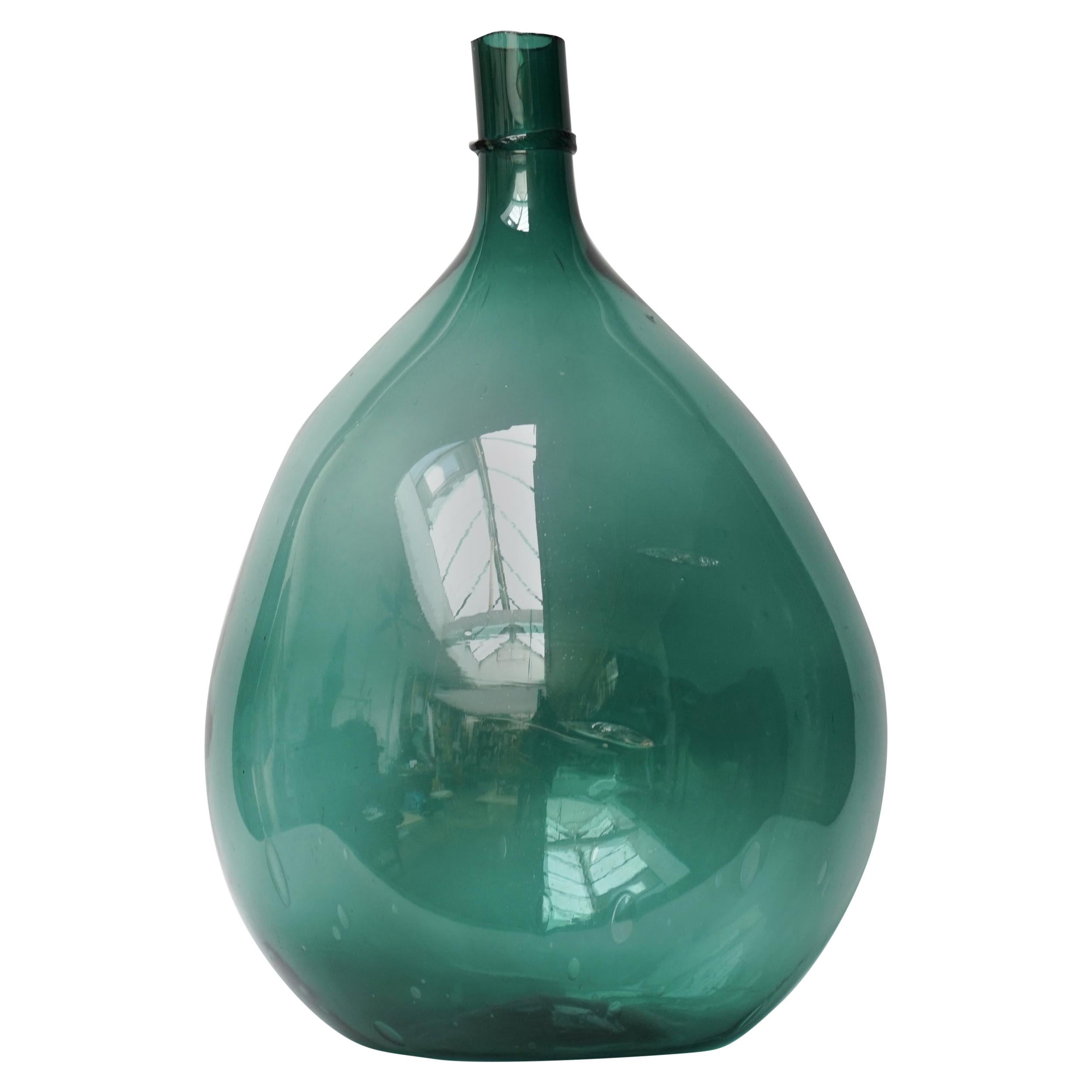 Grande bouteille de vin en verre soufflé à la main bleu-vert du 19e siècle en Italie