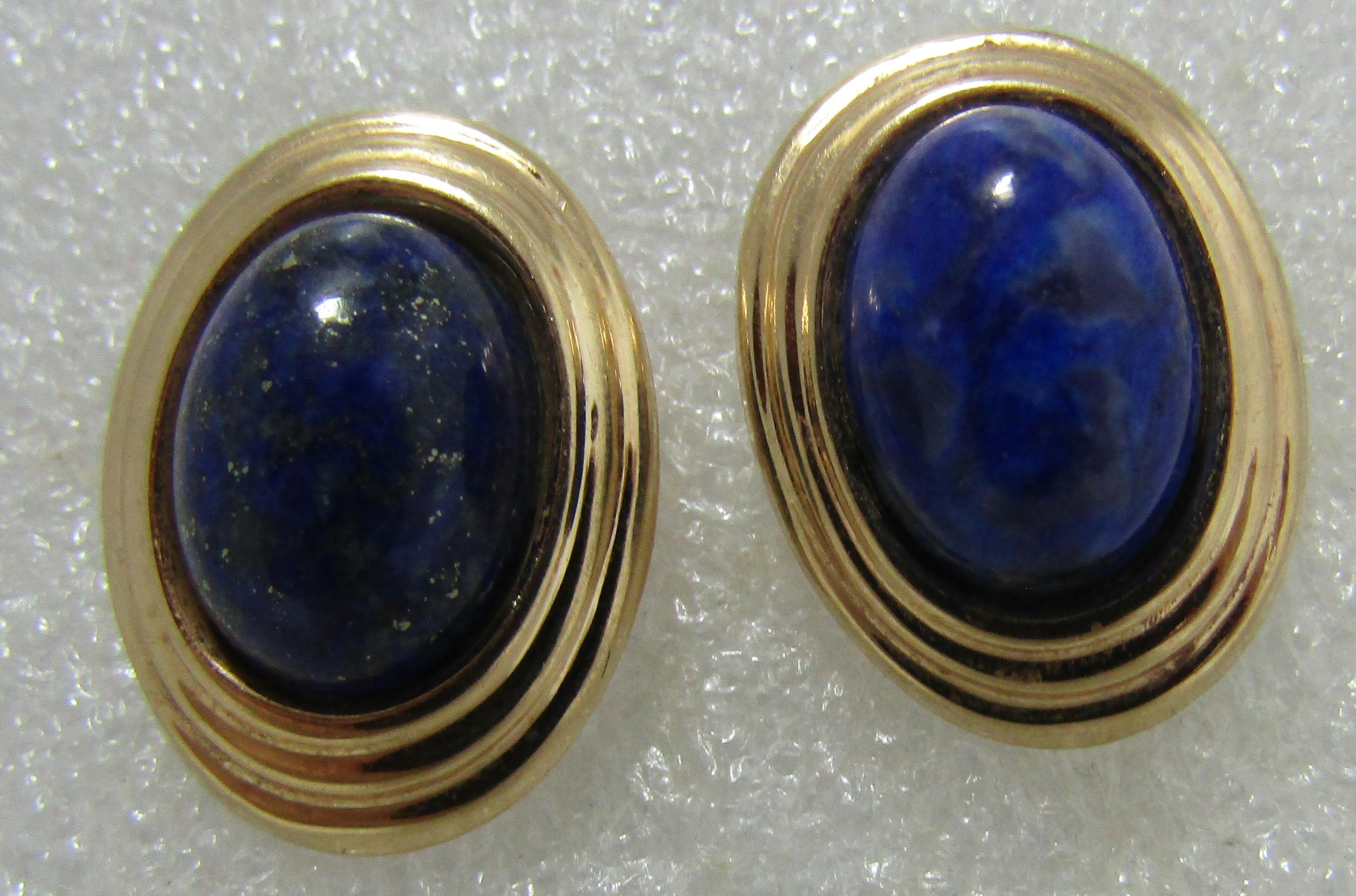 Large Blue Lapis Lazuli 14 Karat Yellow Gold 0.90 Inch Long Stud Earrings  For Sale 1