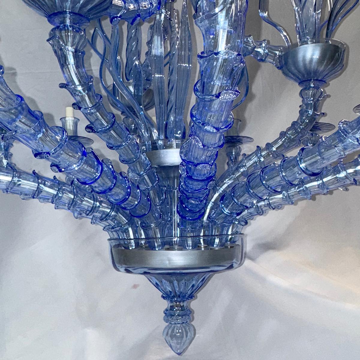 Grande lampadario di Murano blu in vendita 2