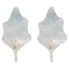 Grandes appliques à feuilles en verre de Murano bleu - une paire