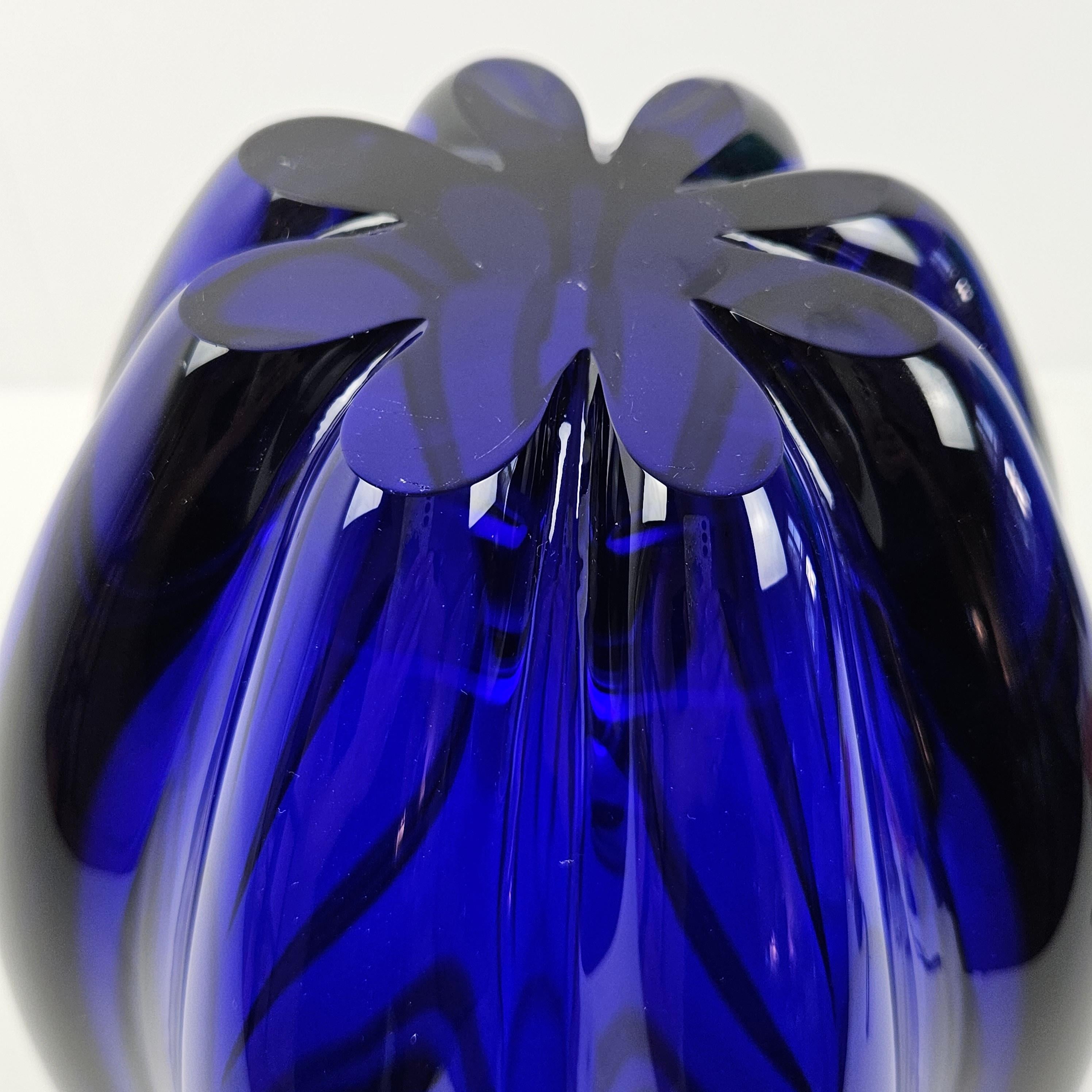 Large Blue Murano Glass Vase by Cenedese For Sale 3