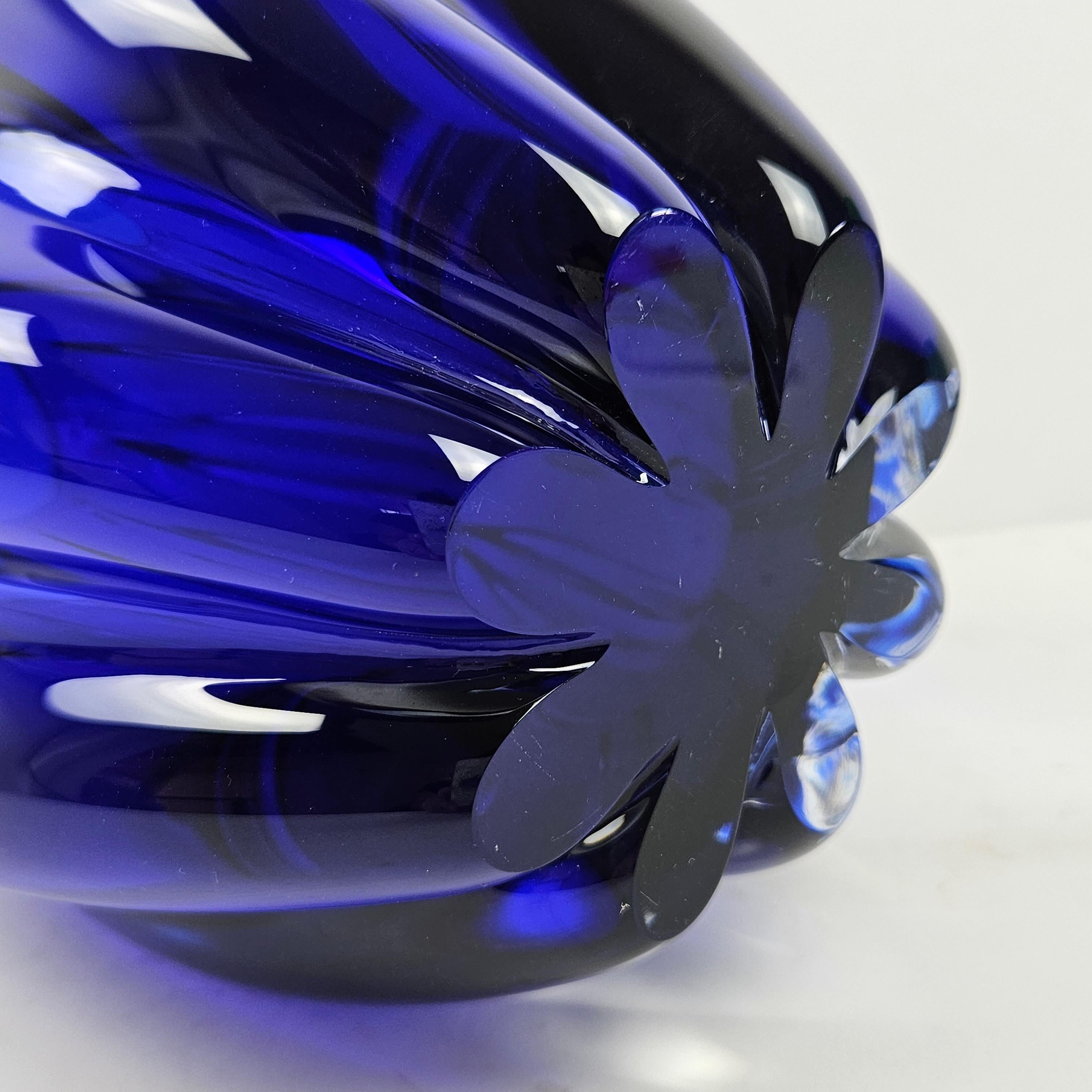 Large Blue Murano Glass Vase by Cenedese For Sale 2