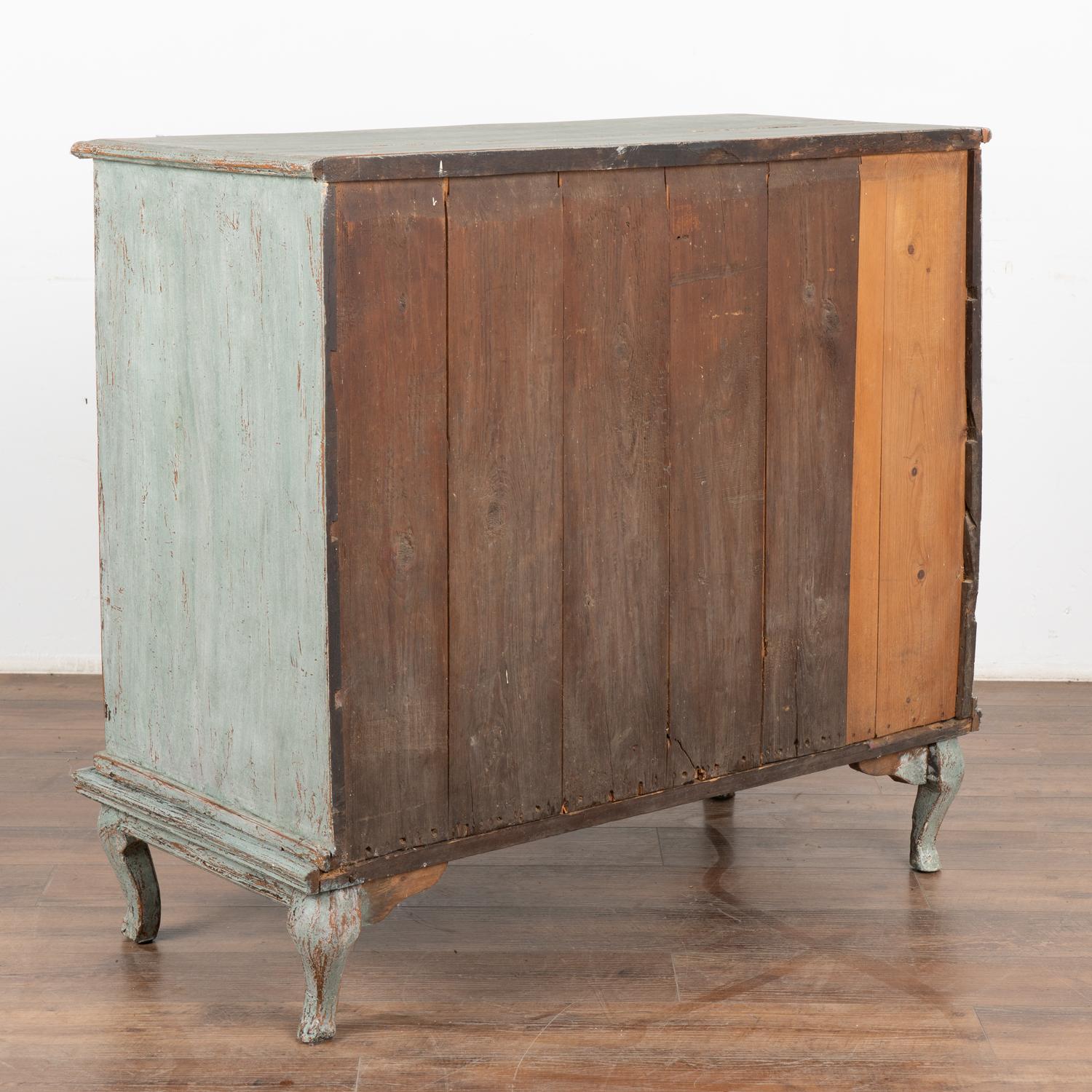 Large Blue Painted Oak Chest of Four Drawers, Sweden circa 1820-40 For Sale 3