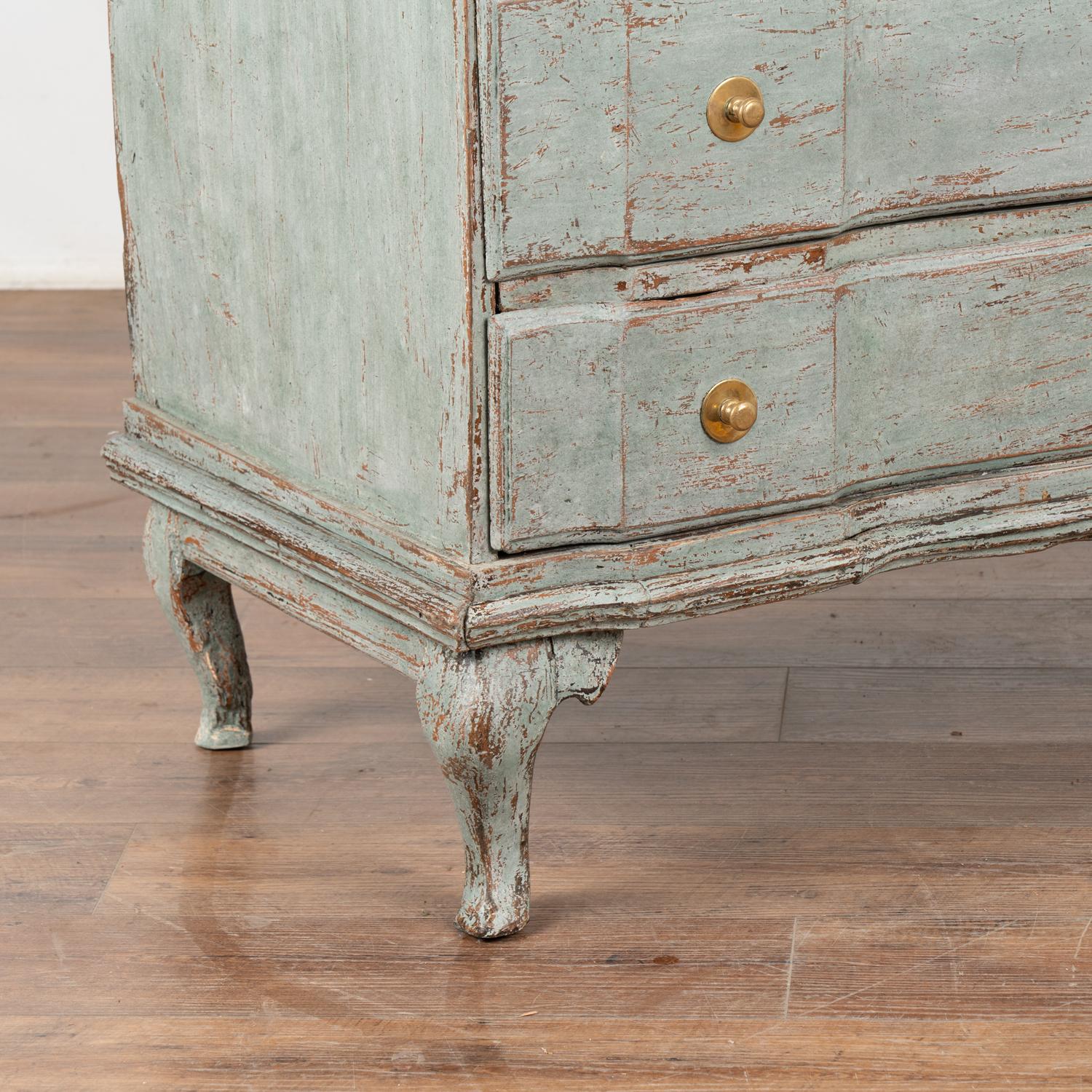 Large Blue Painted Oak Chest of Four Drawers, Sweden circa 1820-40 For Sale 1