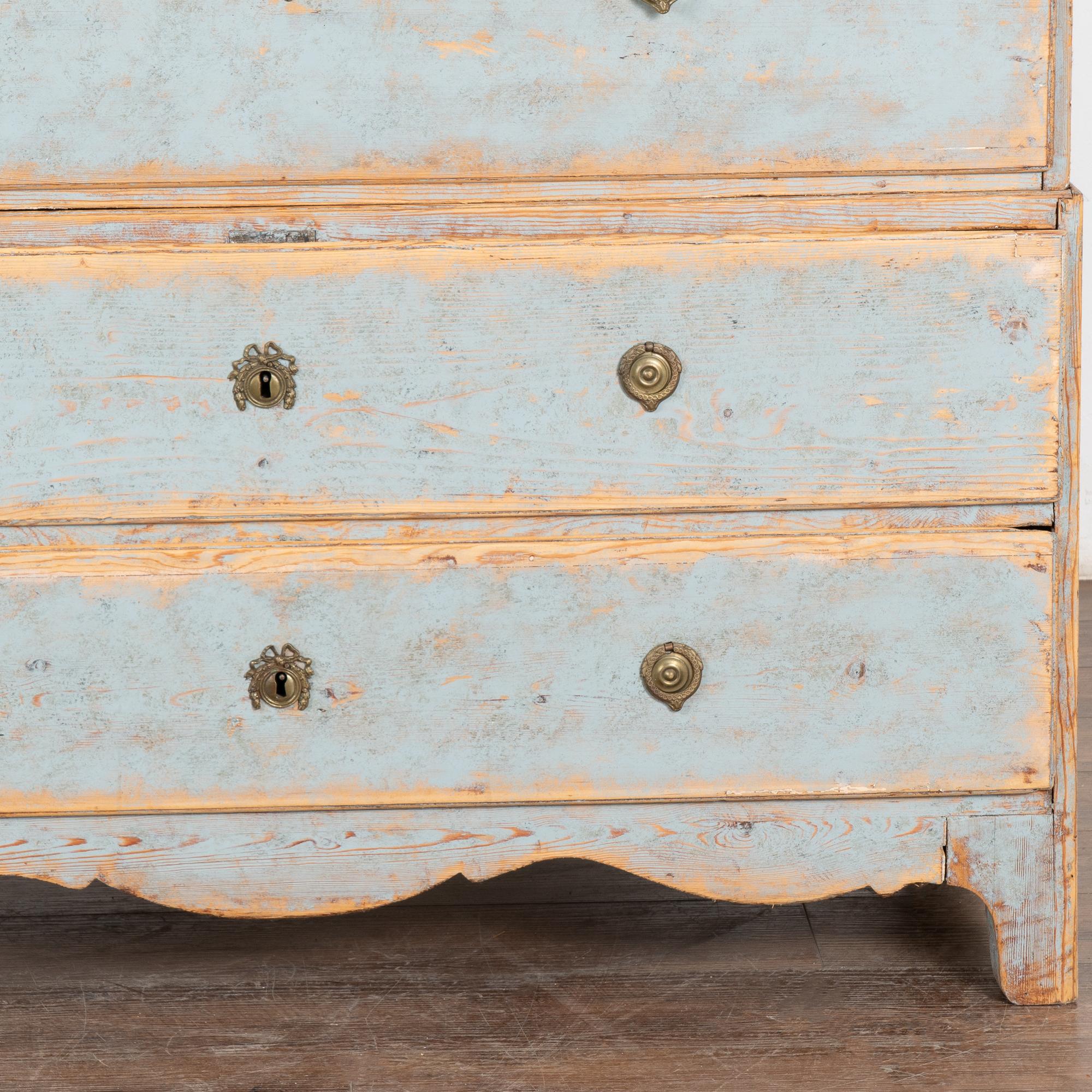 Large Blue Painted Pine Chest of Four Drawers, Sweden circa 1780 4