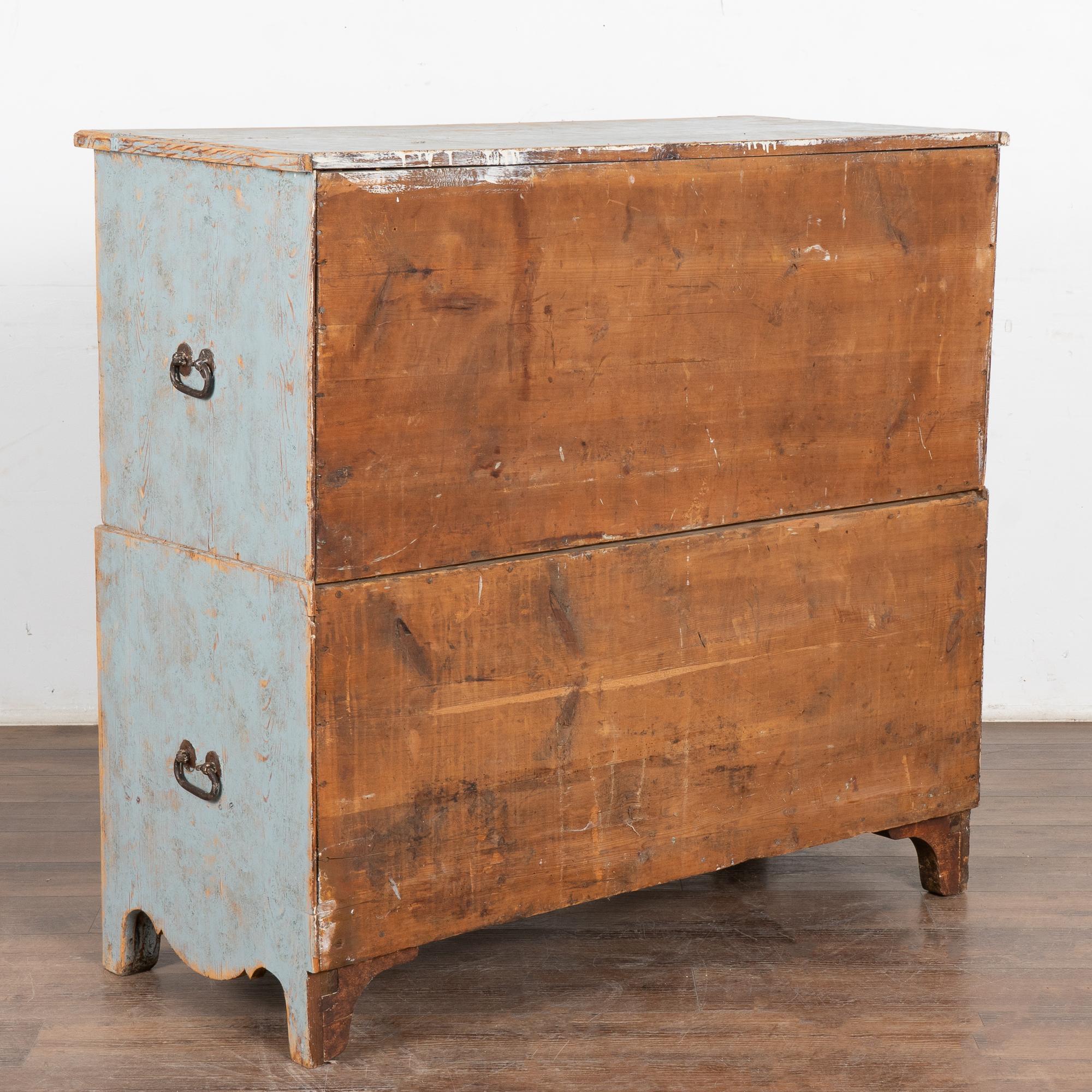Large Blue Painted Pine Chest of Four Drawers, Sweden circa 1780 5
