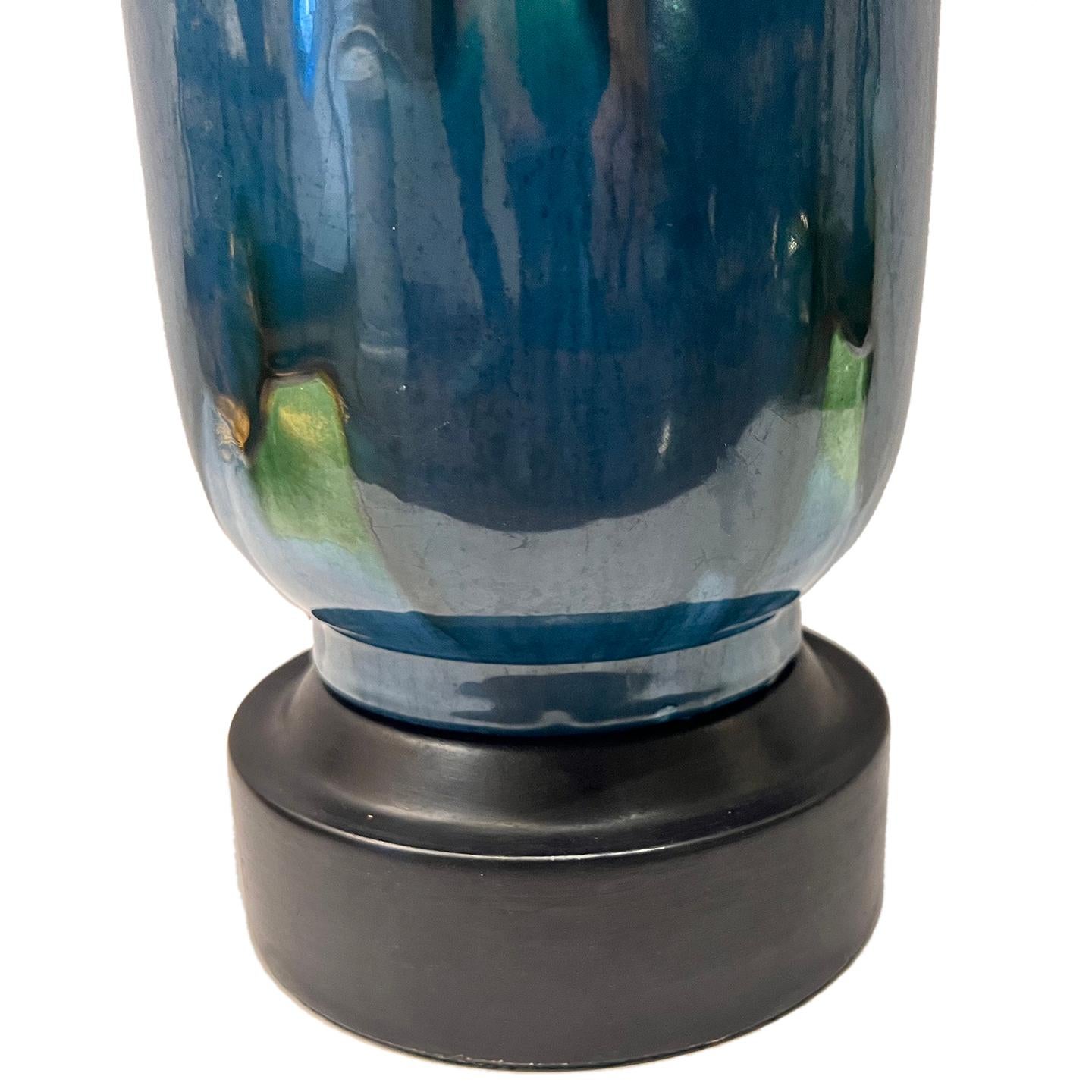 Große blaue Porzellan-Tischlampe im Zustand „Gut“ im Angebot in New York, NY